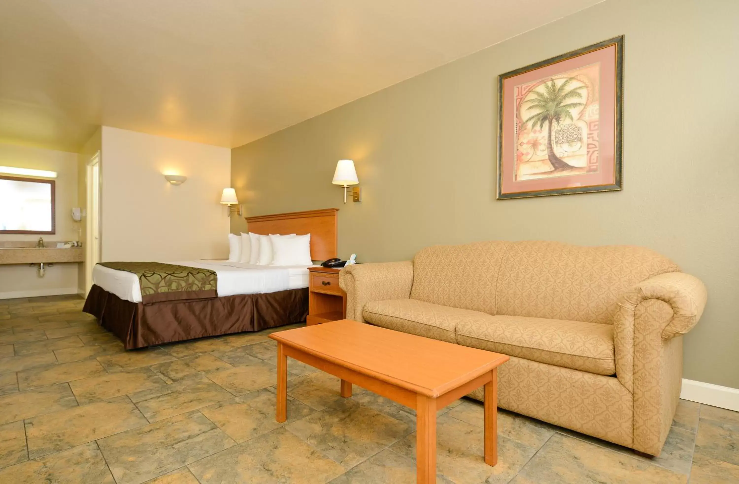 Photo of the whole room in Best Western Padre Island