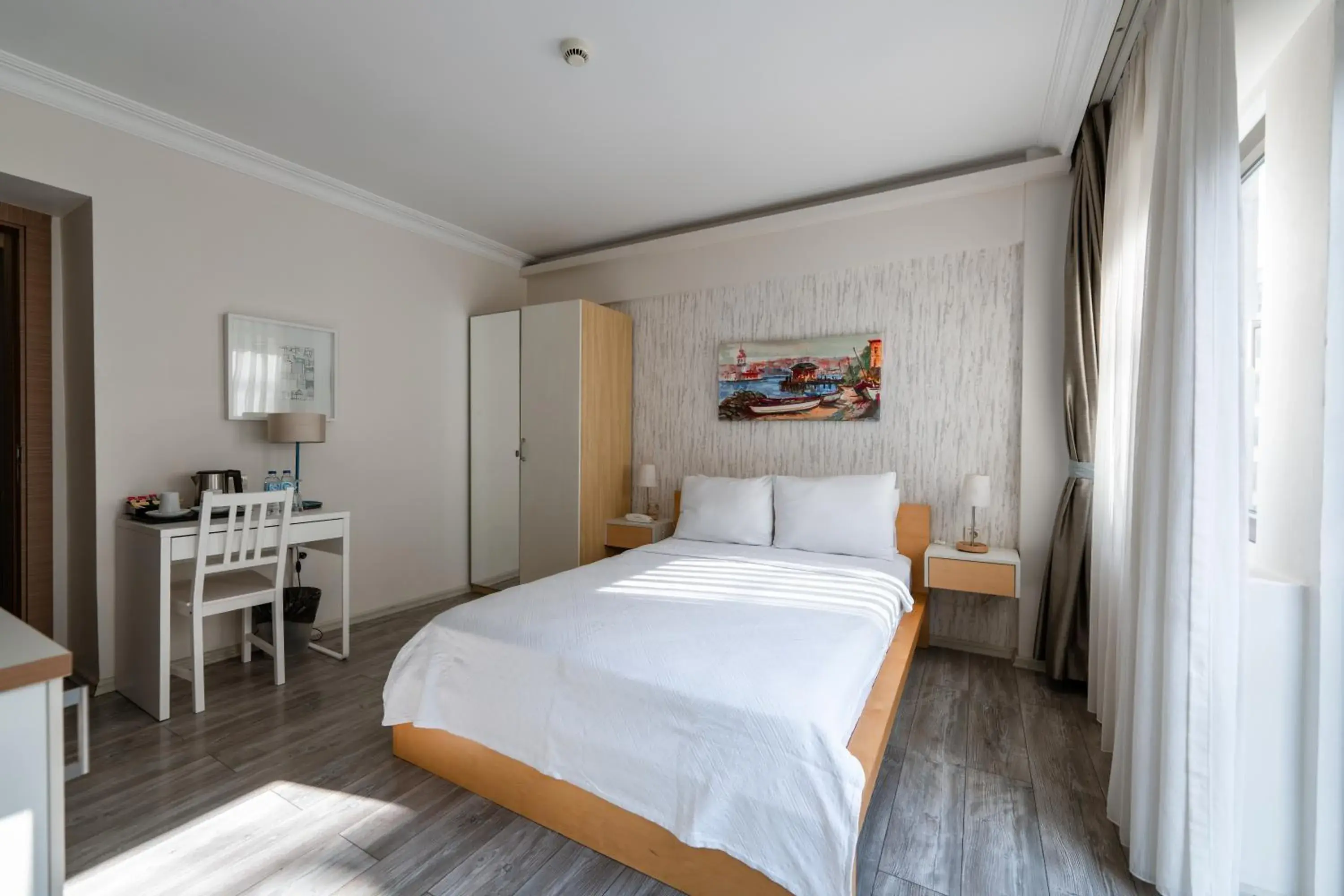 Bed in Elanaz Hotel Bed in Elanaz Hotel