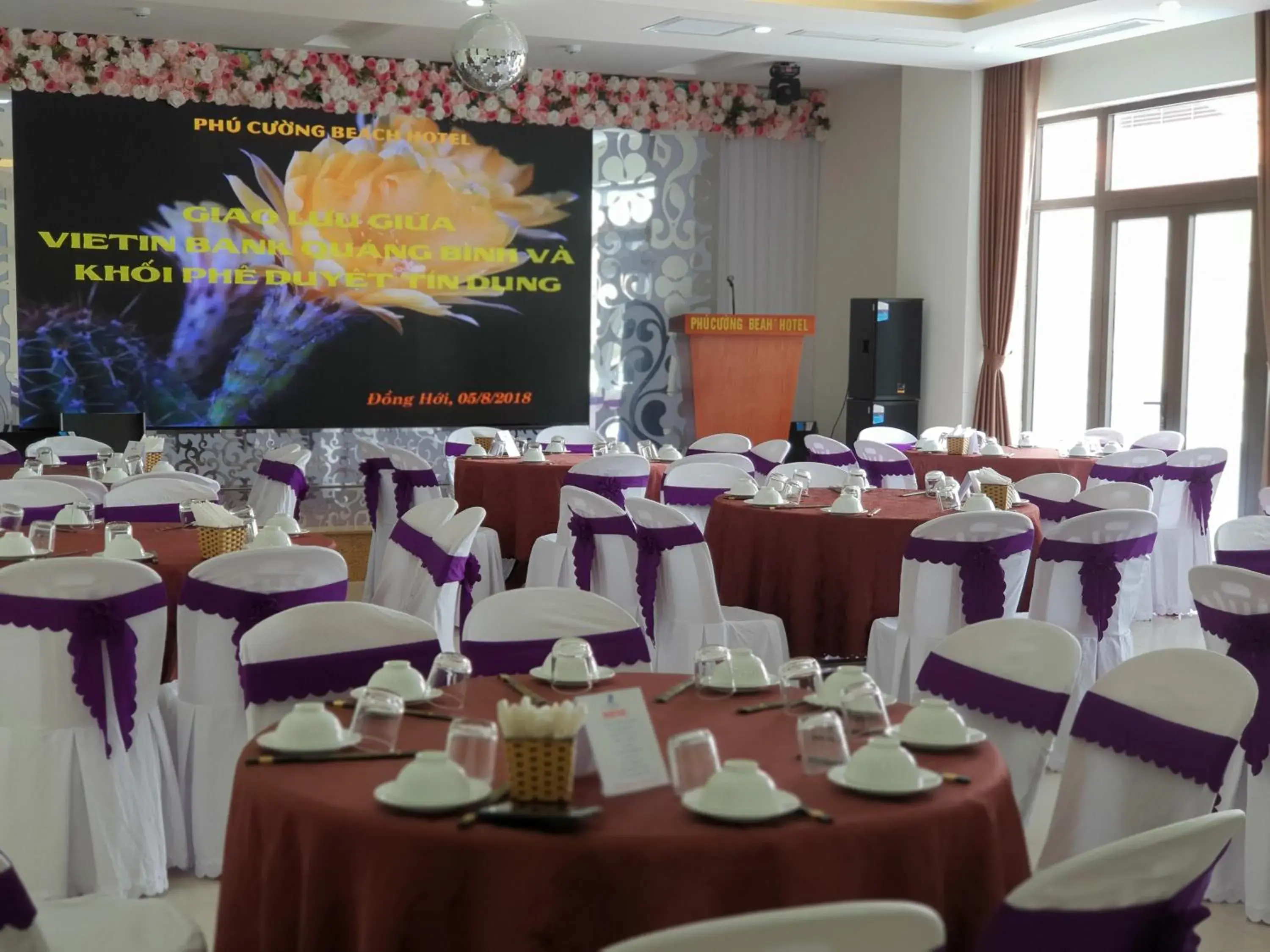 Restaurant/places to eat, Banquet Facilities in Phu Cuong Beach Hotel