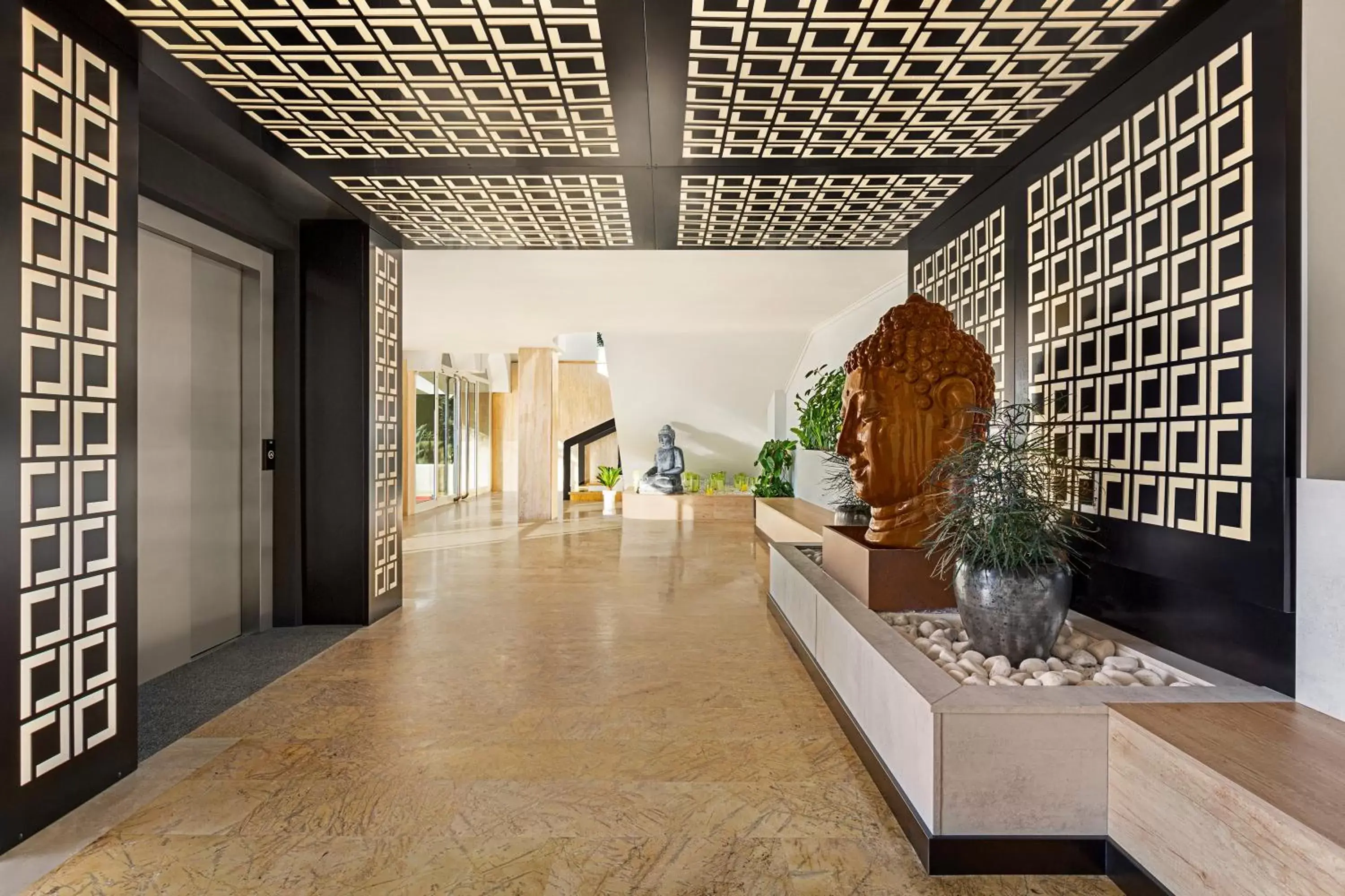 Lobby or reception in Ramada Resort by Wyndham Puerto de Mazarron