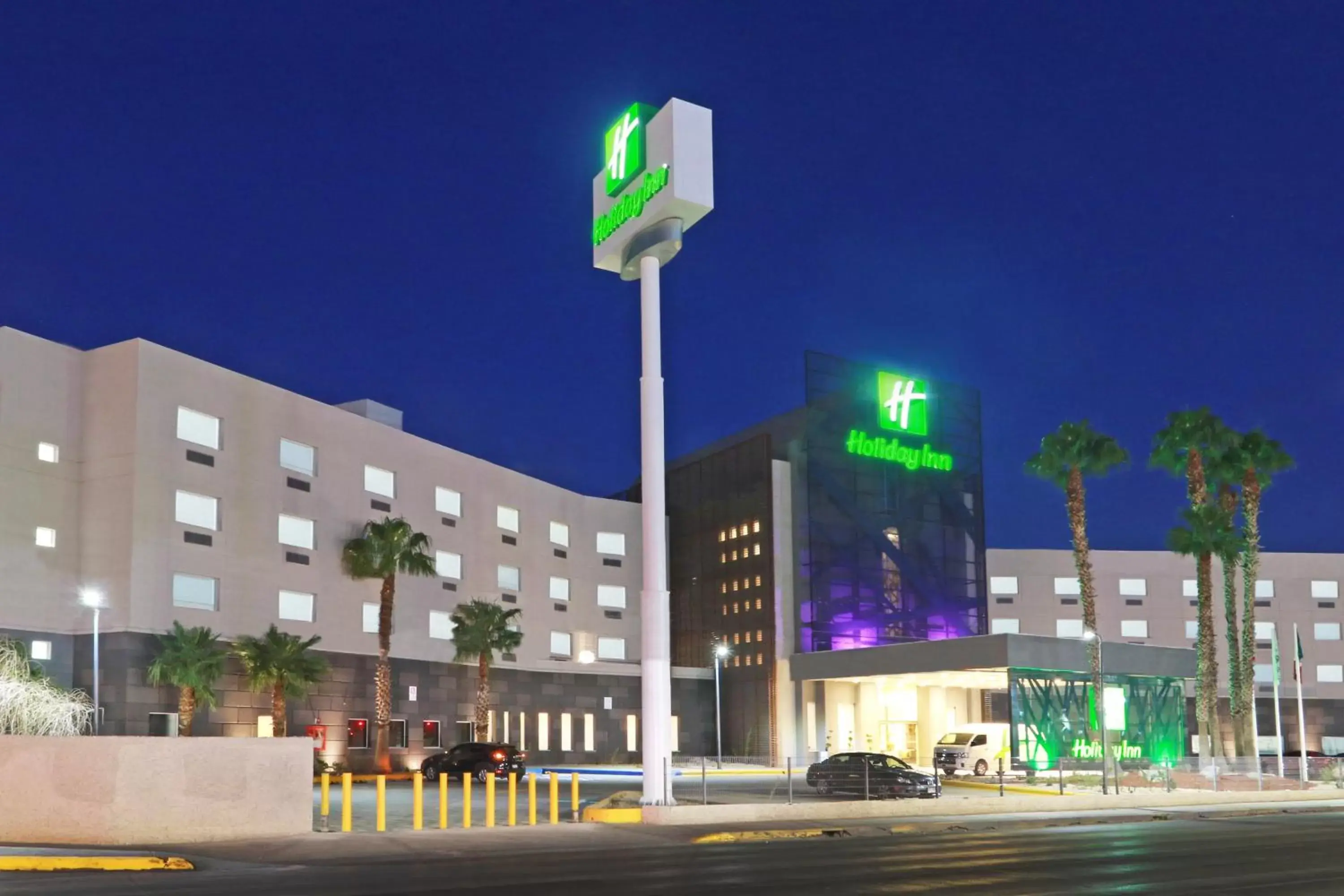 Property Building in Holiday Inn - Ciudad Juarez, an IHG Hotel