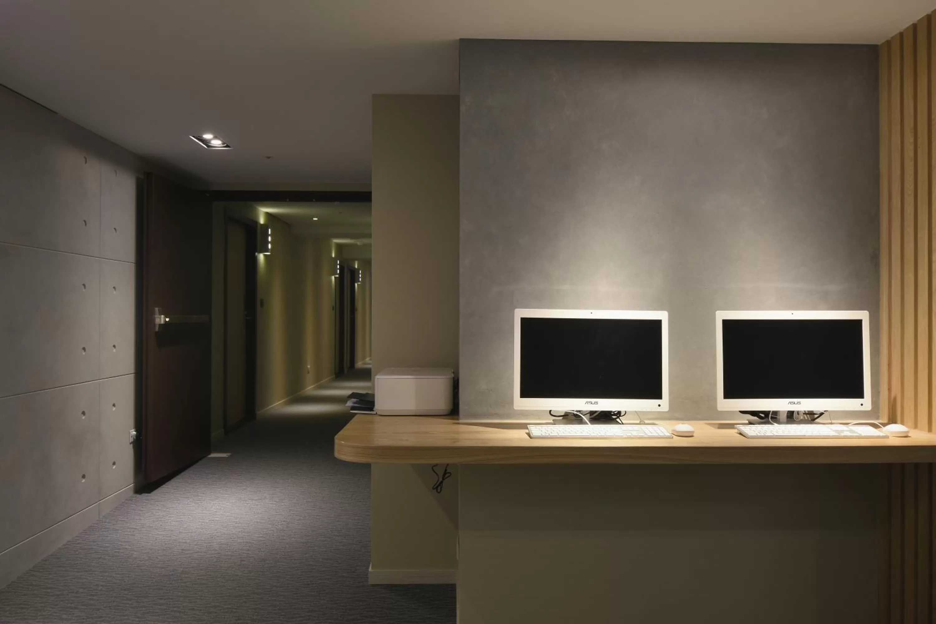 Business facilities in Eastin Taipei Hotel