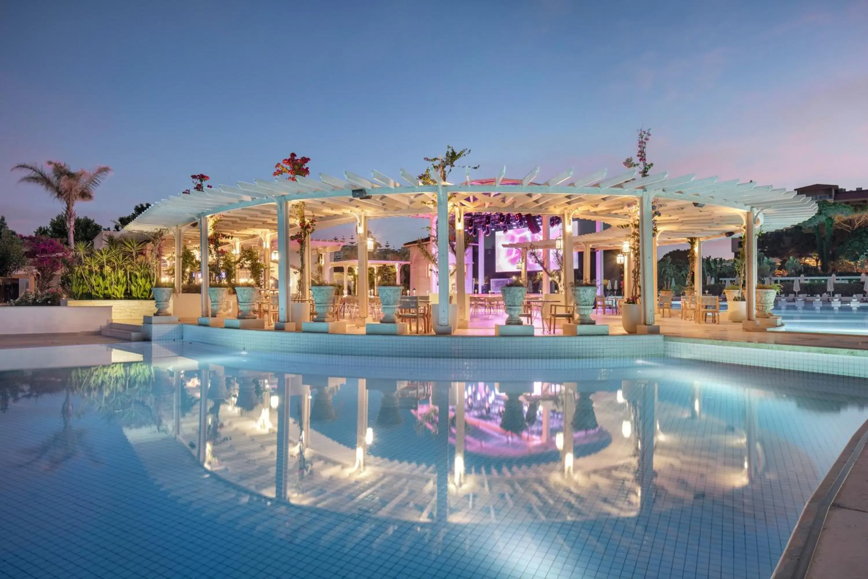 Lounge or bar, Swimming Pool in Ela Quality Resort Belek - Kids Concept