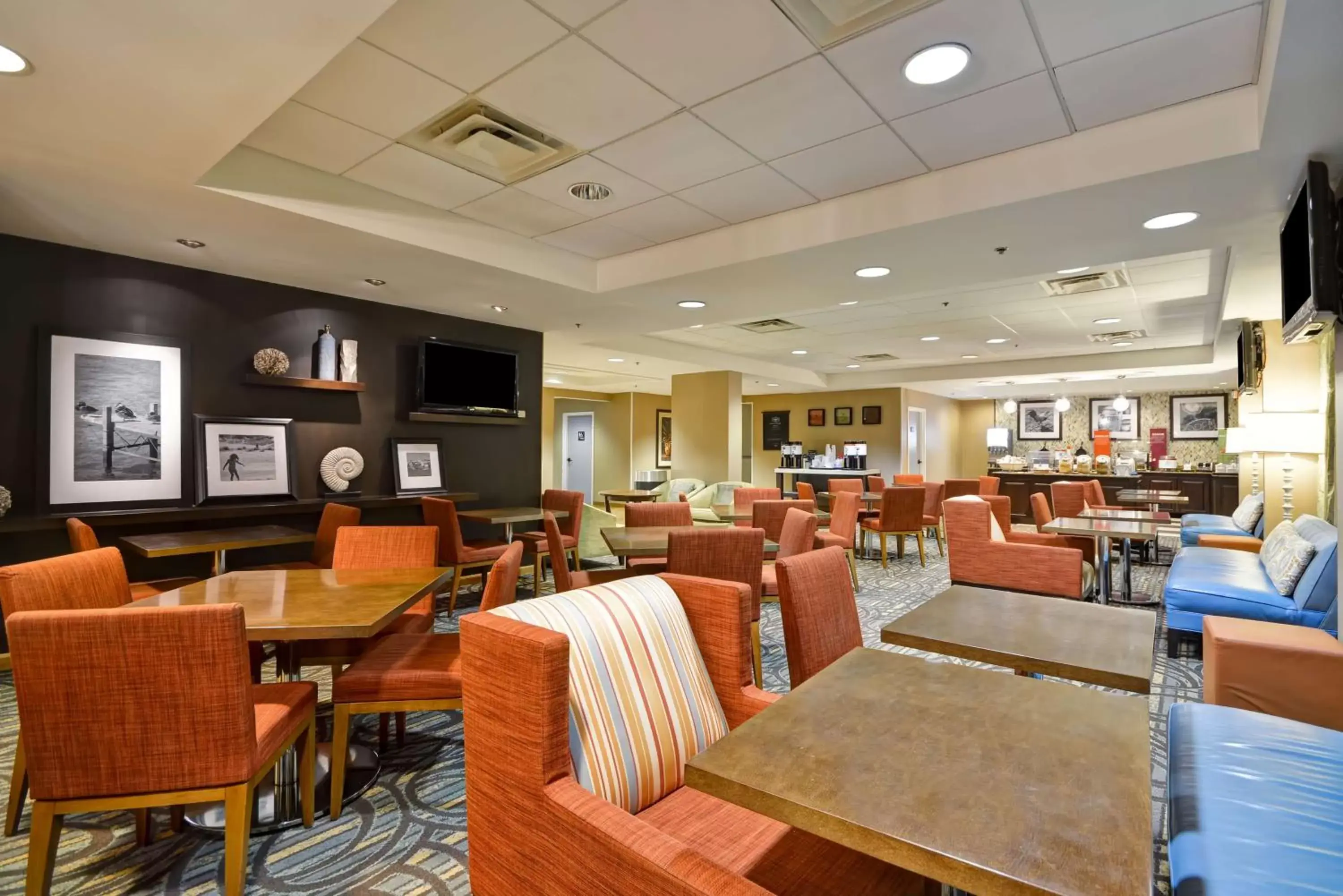 Lobby or reception, Restaurant/Places to Eat in Hampton Inn Sarasota I-75 Bee Ridge
