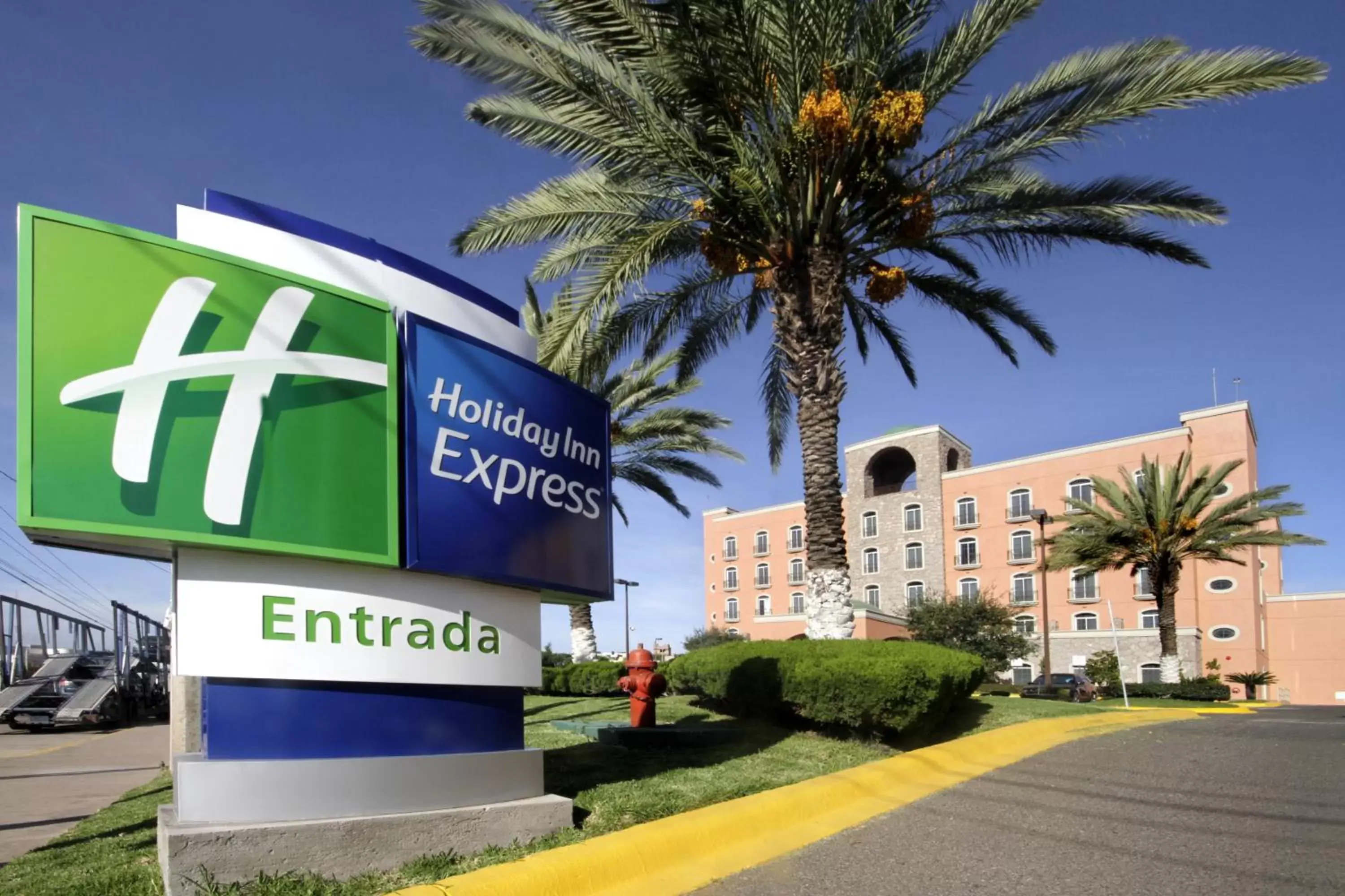 Property building in Holiday Inn Express Guanajuato, an IHG Hotel