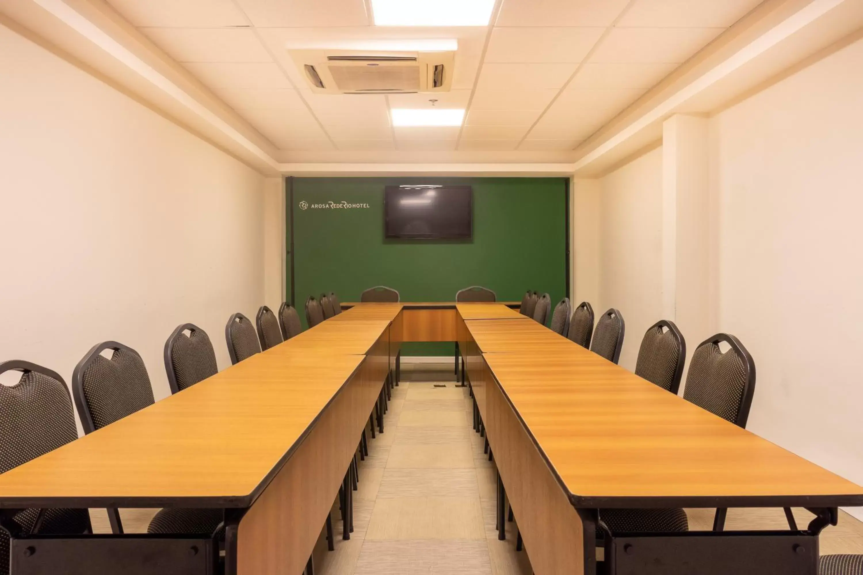 Meeting/conference room in Arosa Rio Hotel