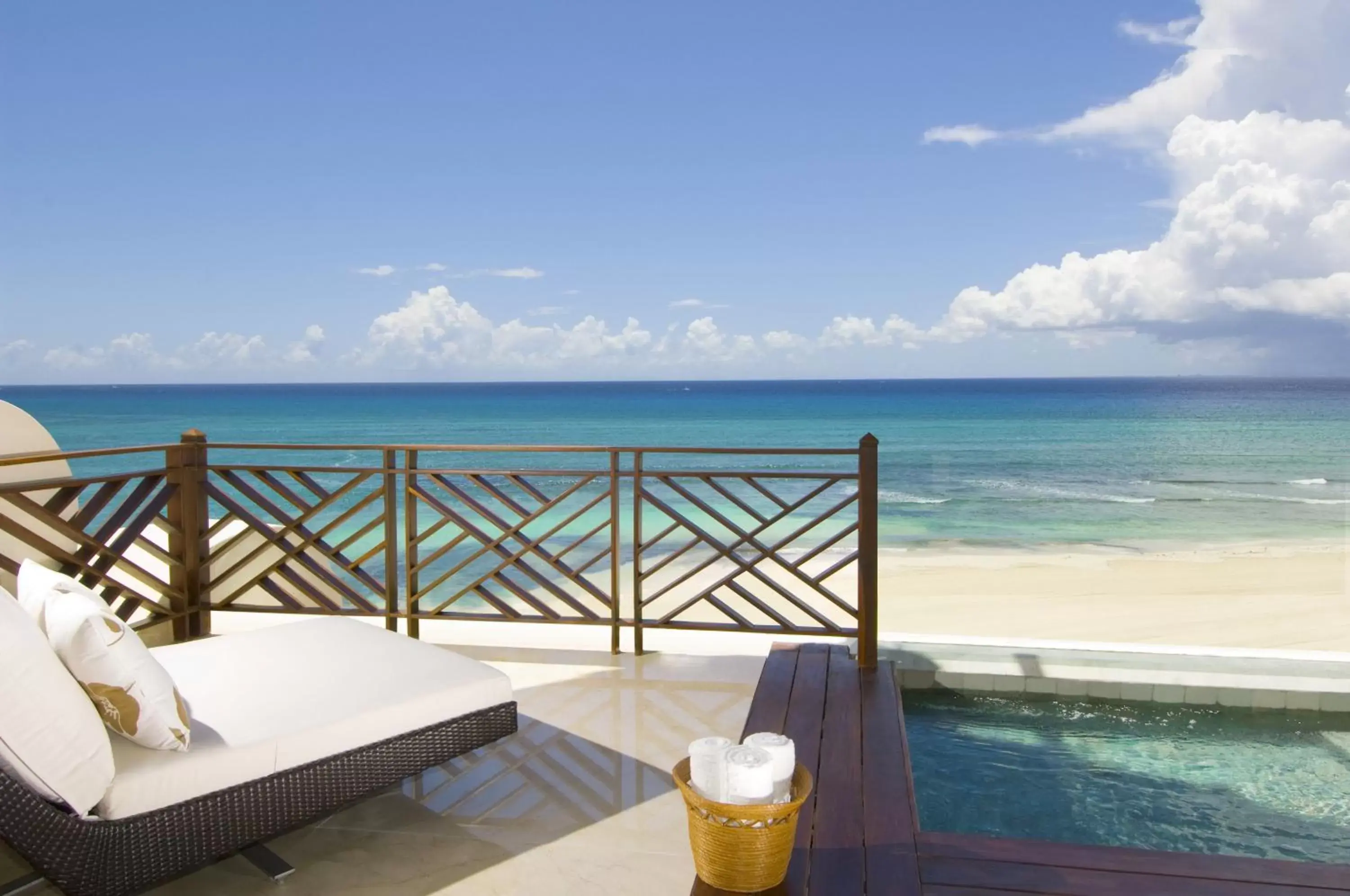 Ambassador Pool Suite Ocean View in Grand Velas Riviera Maya - All Inclusive