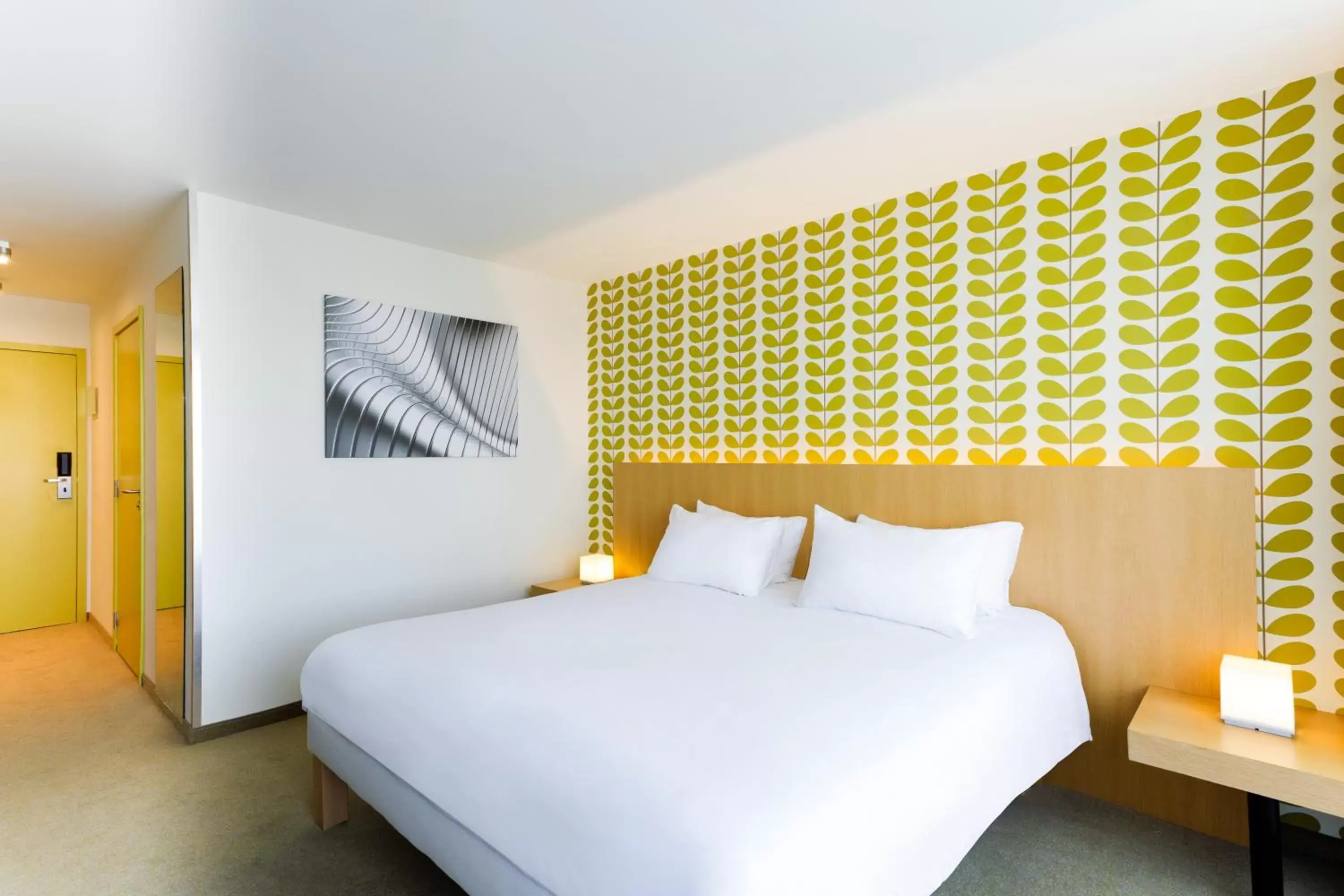 Bedroom, Bed in ibis Styles Kortrijk Expo