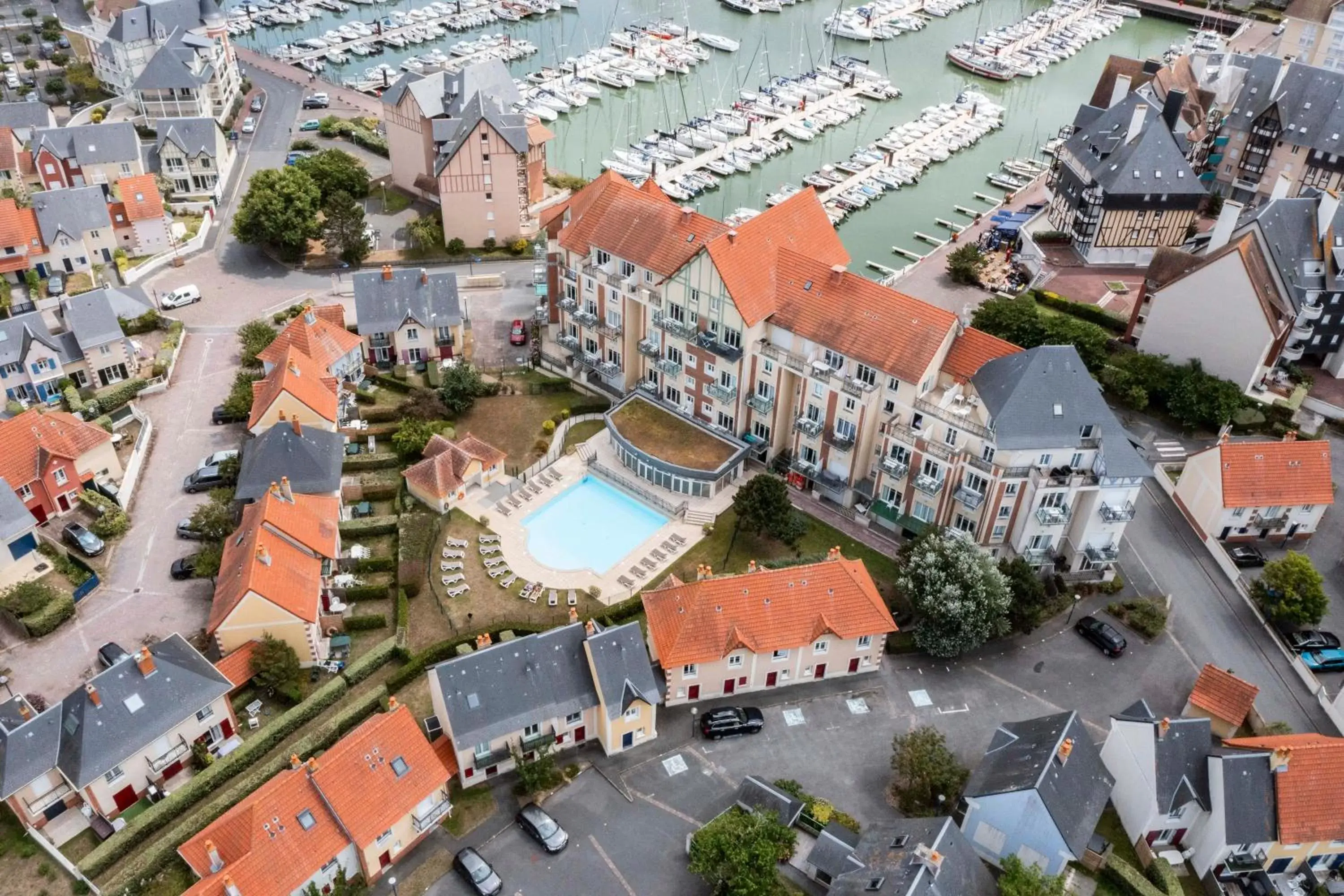 Property building, Bird's-eye View in Residence Pierre & Vacances Port Guillaume
