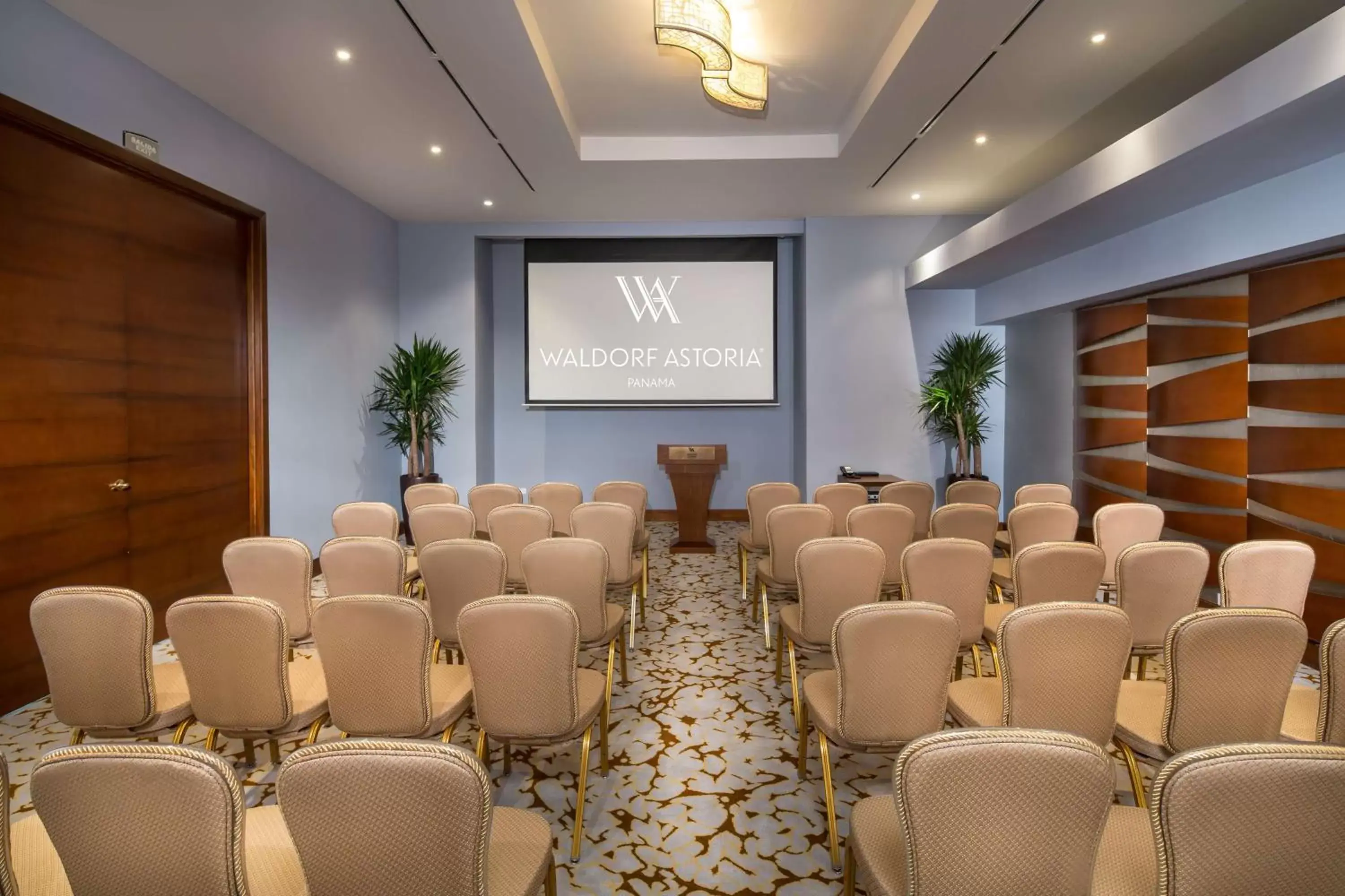 Meeting/conference room in Waldorf Astoria Panama