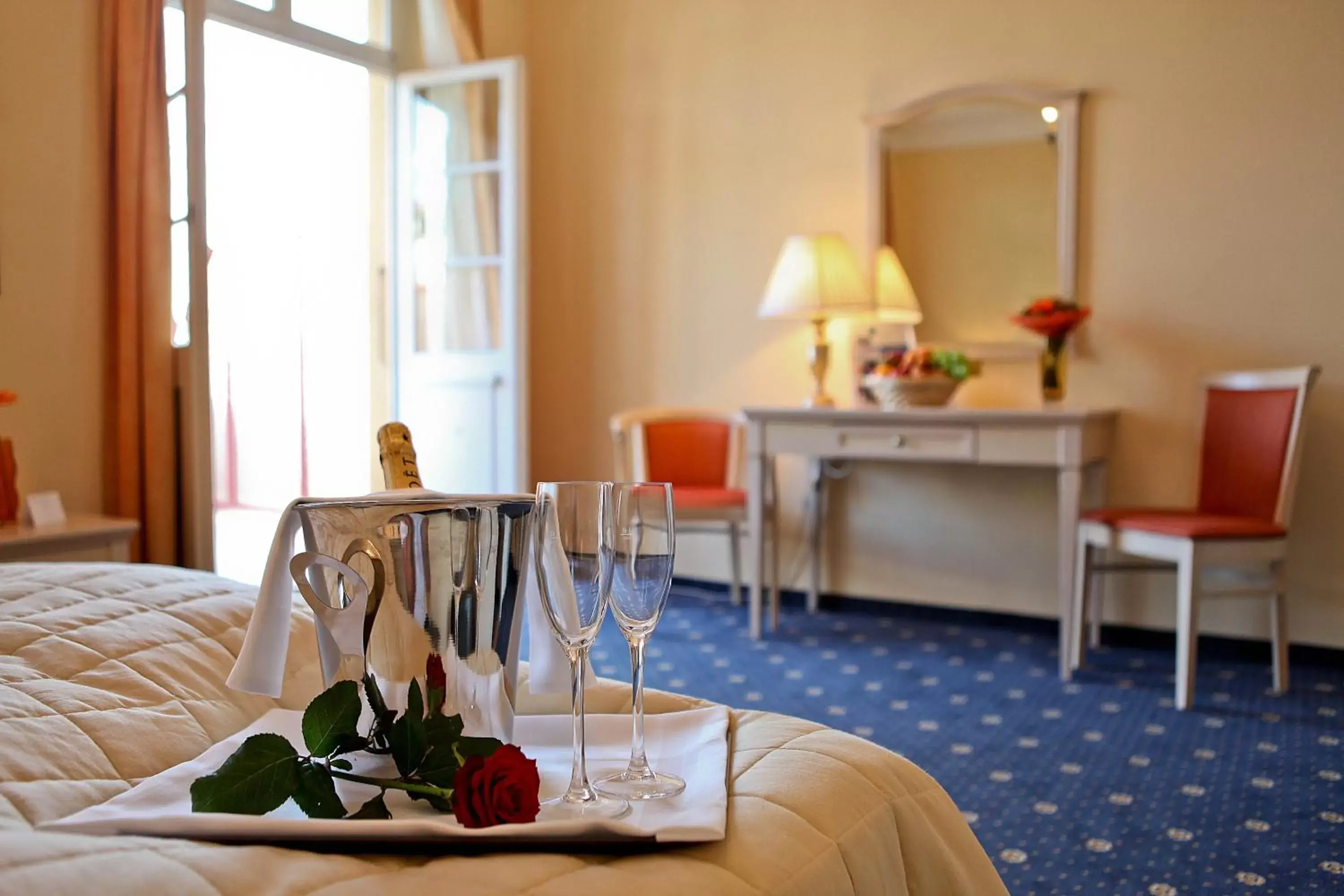 Superior Double Room in Hotel Schweizerhof Superior Double Room in Hotel Schweizerhof