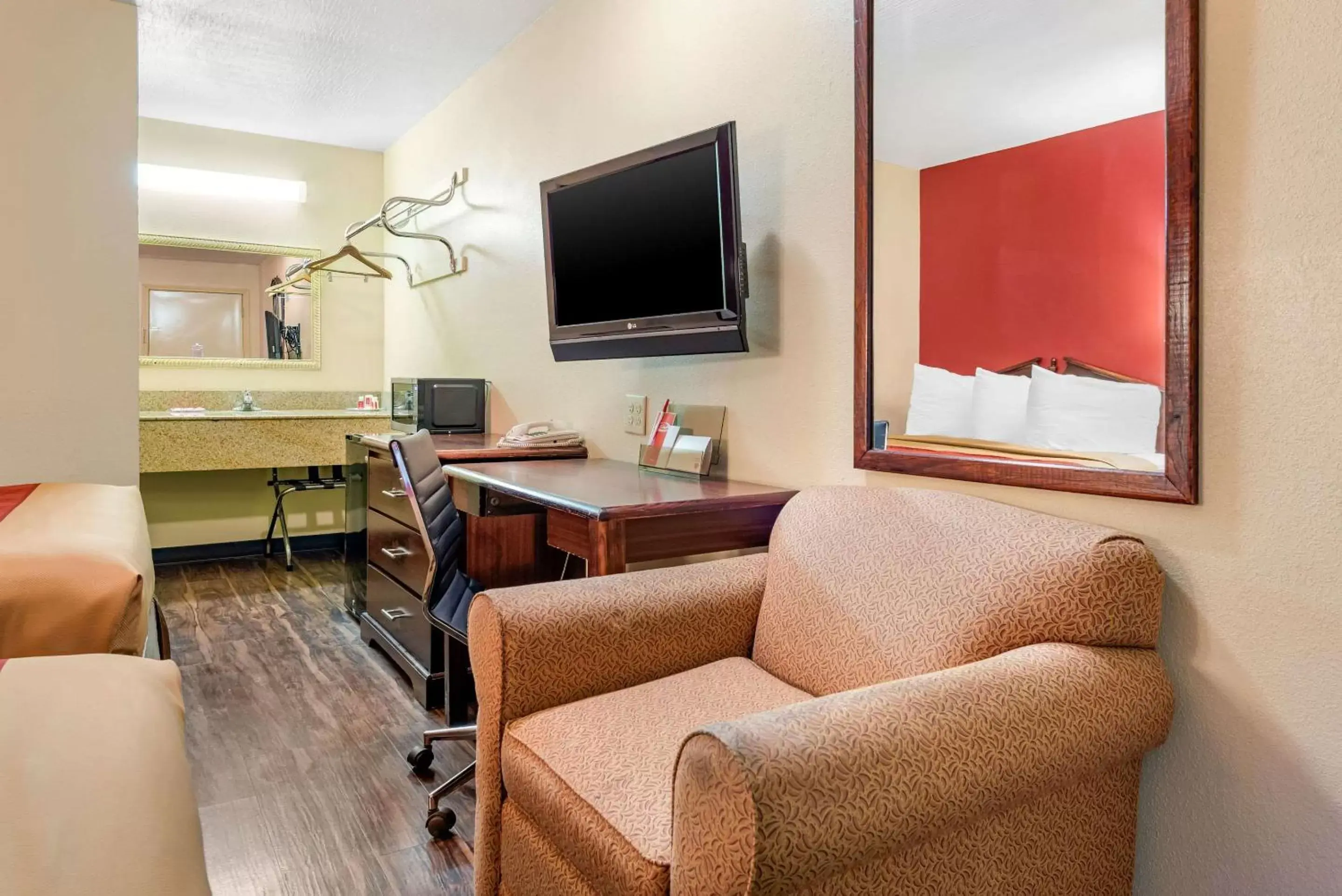 Photo of the whole room in Rodeway Inn Photo of the whole room in Rodeway Inn