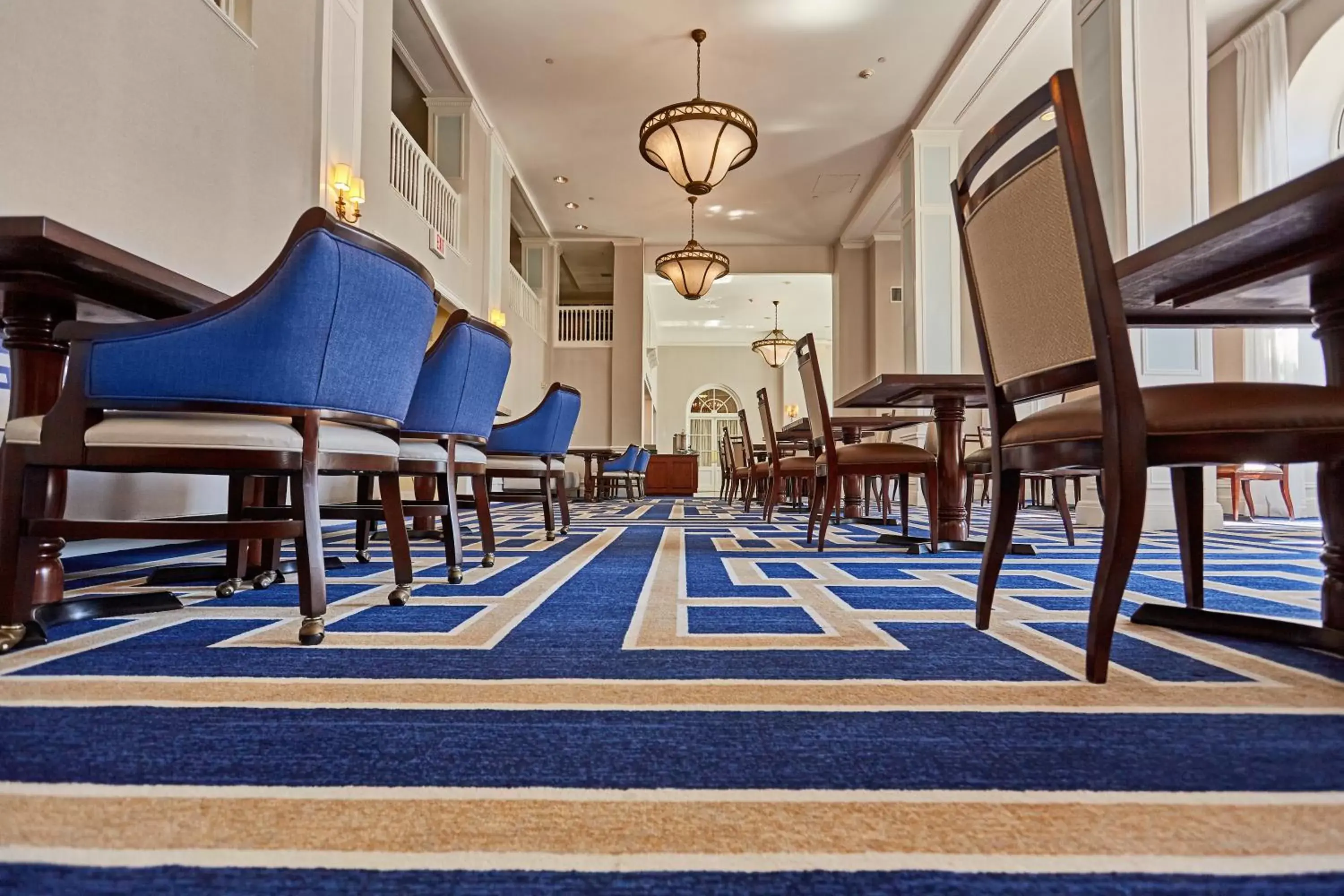 Dining area, Swimming Pool in Hotel 24 South