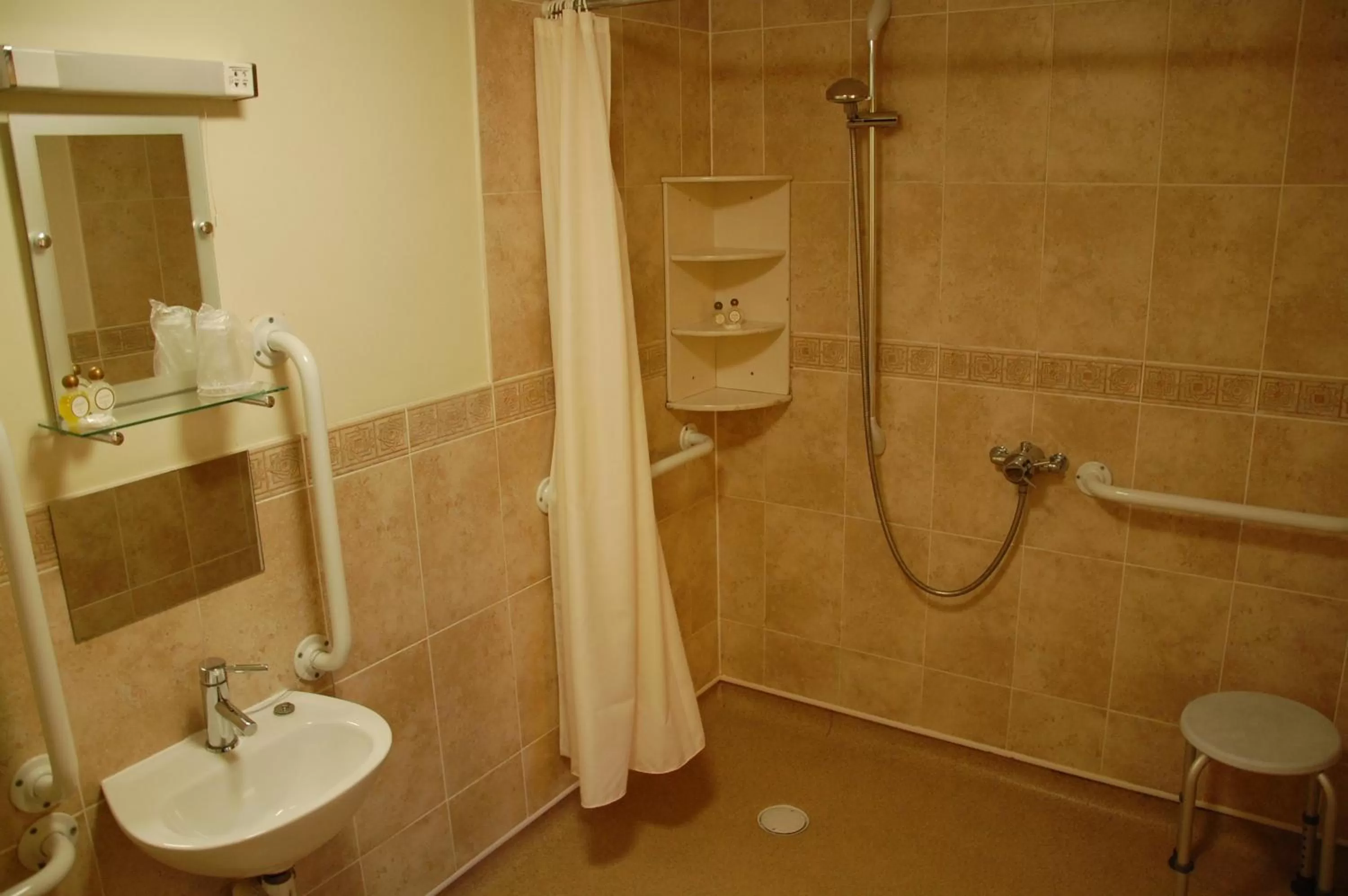 Shower in The Down Inn