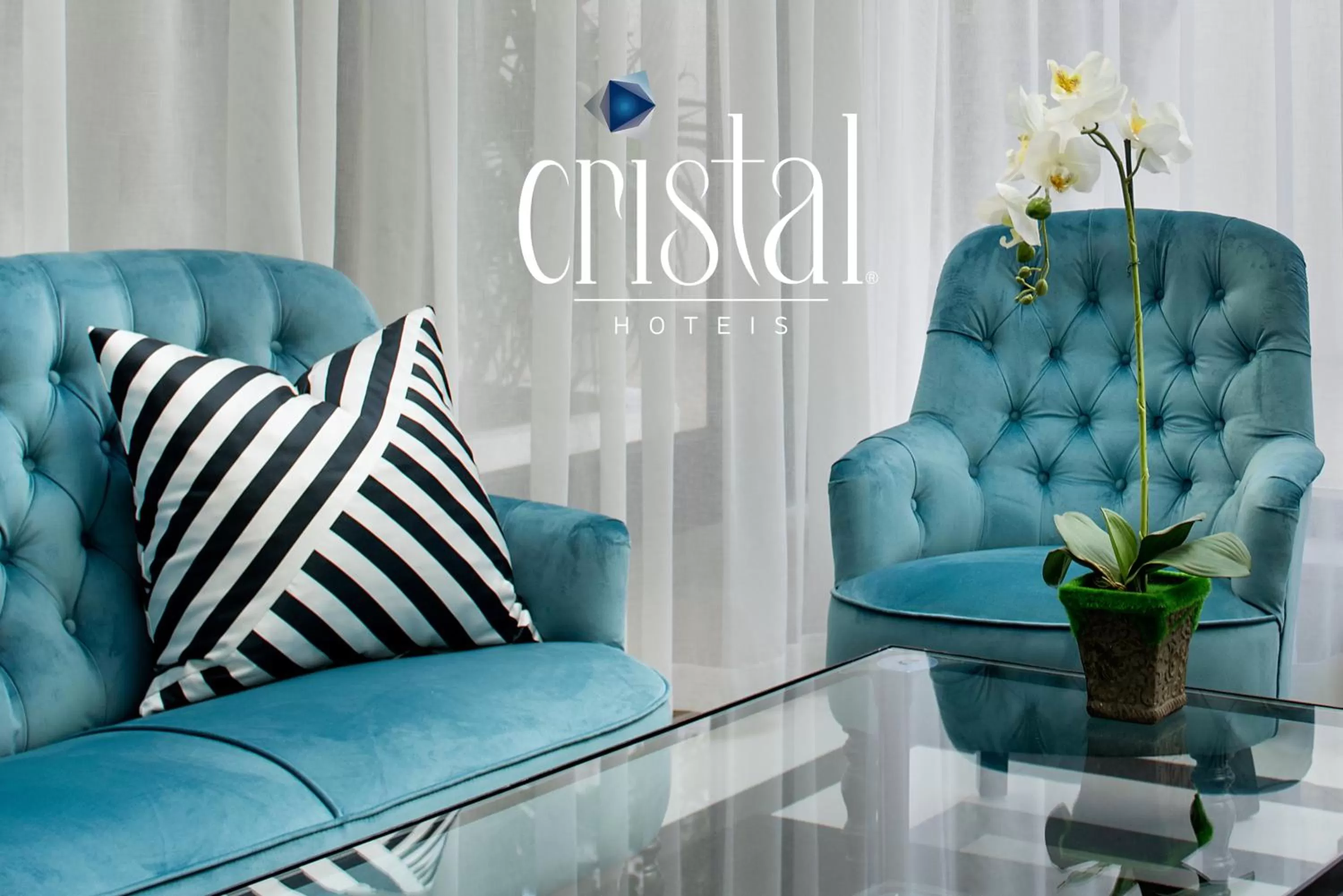 Communal lounge/ TV room in Hotel Cristal Marinha