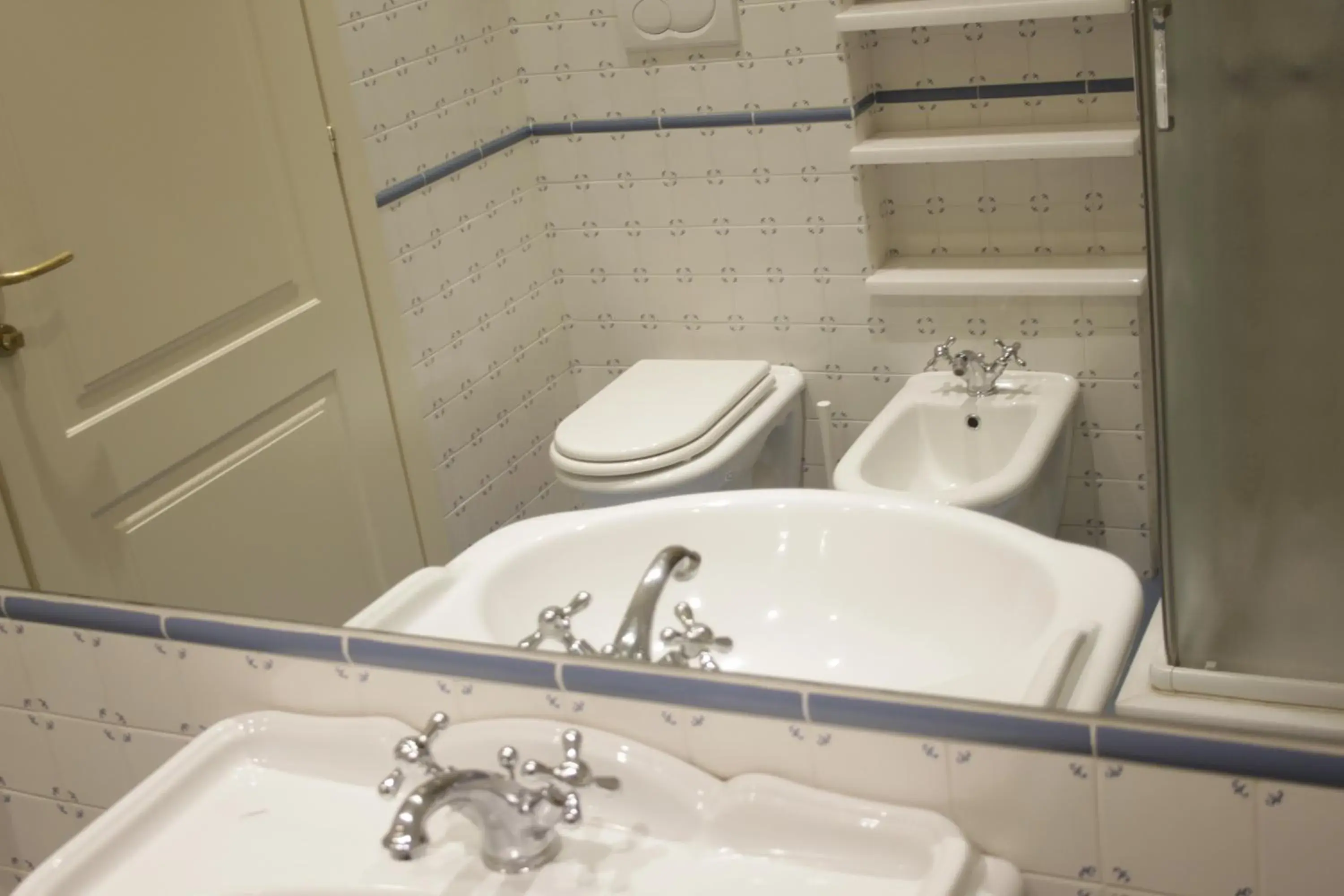 Bathroom in Hotel RossoVino Milano