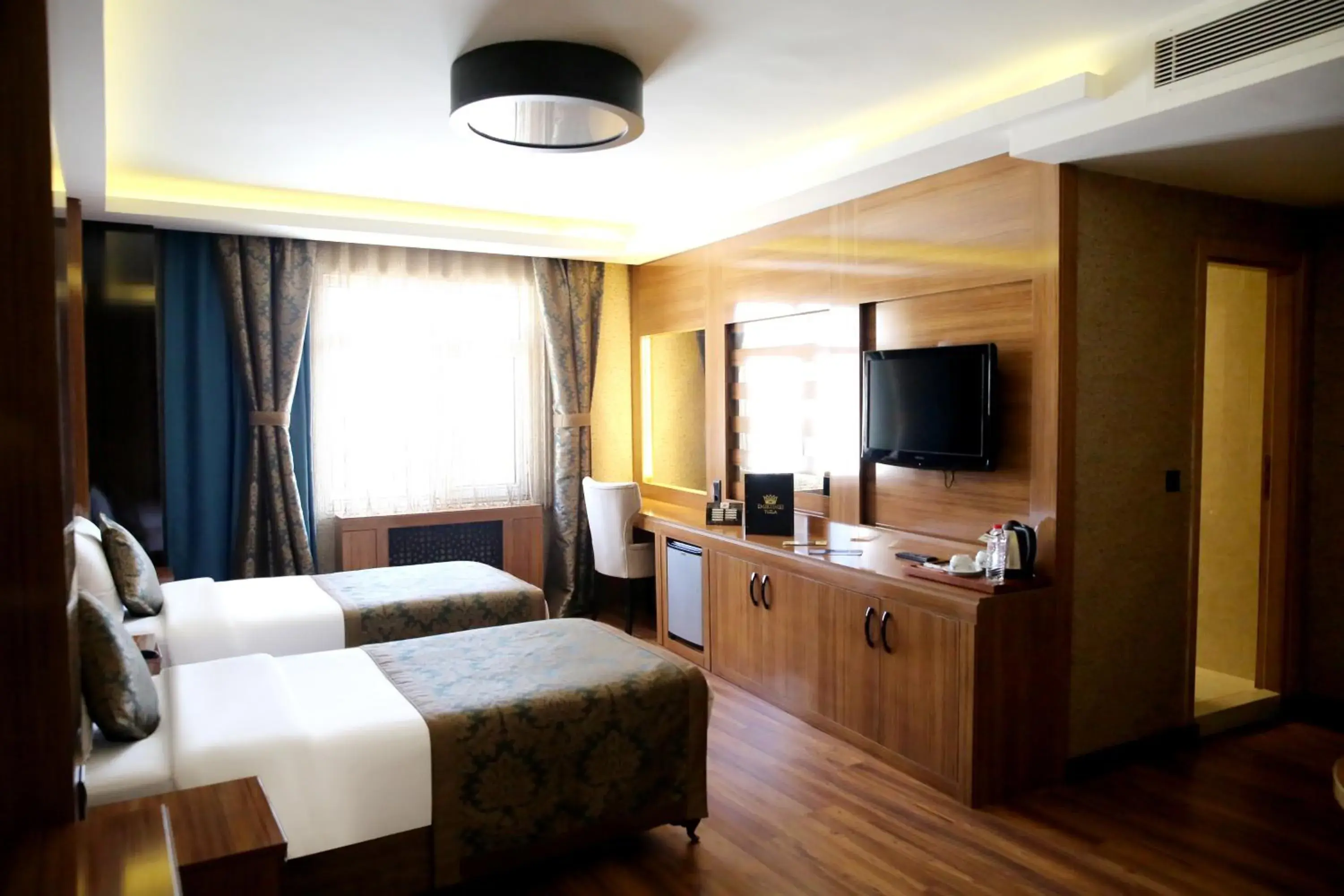 Photo of the whole room, Bed in Emirtimes Hotel&Spa - Tuzla