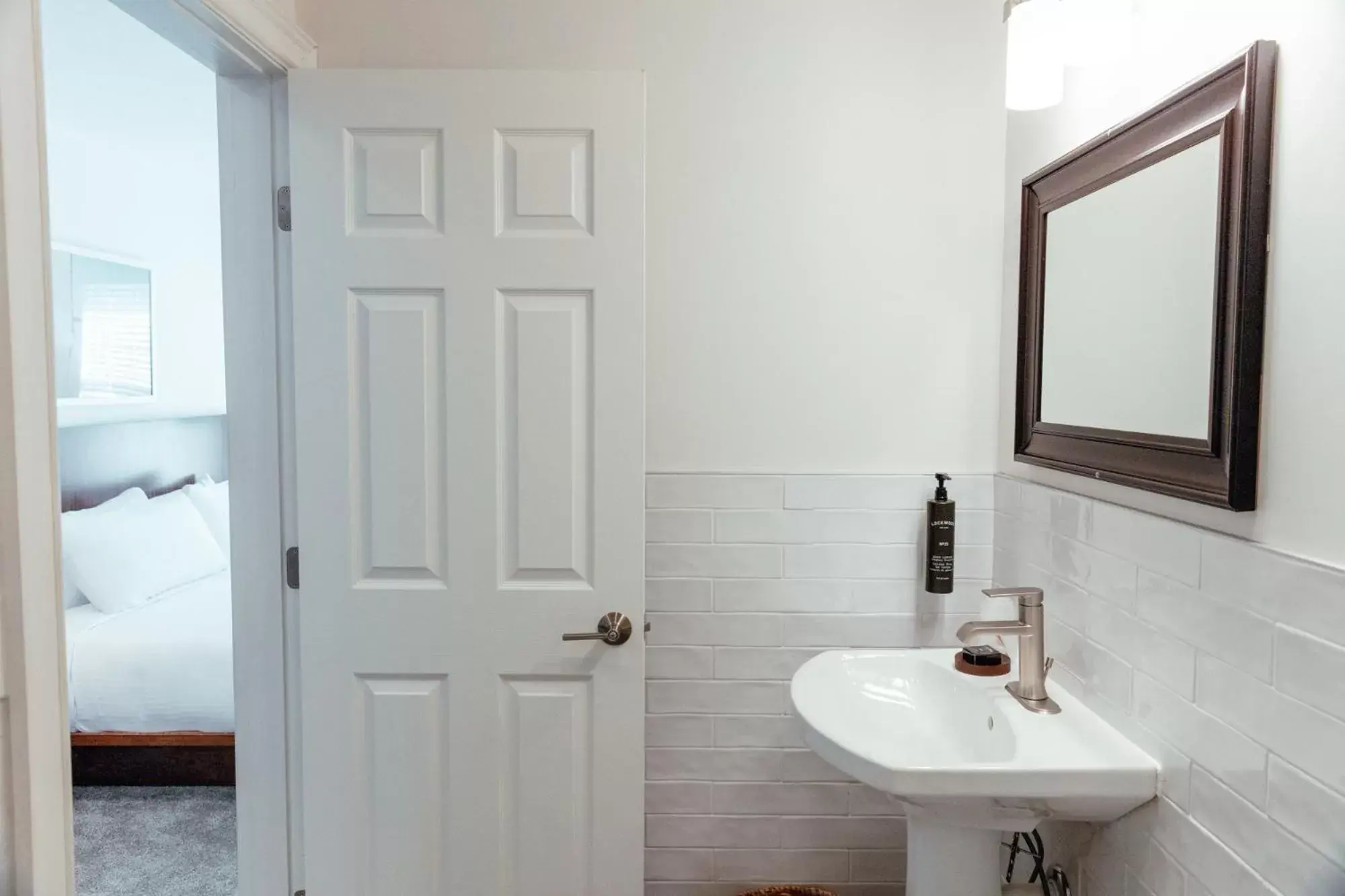 Bathroom in Skaneateles Suites Boutique Hotel