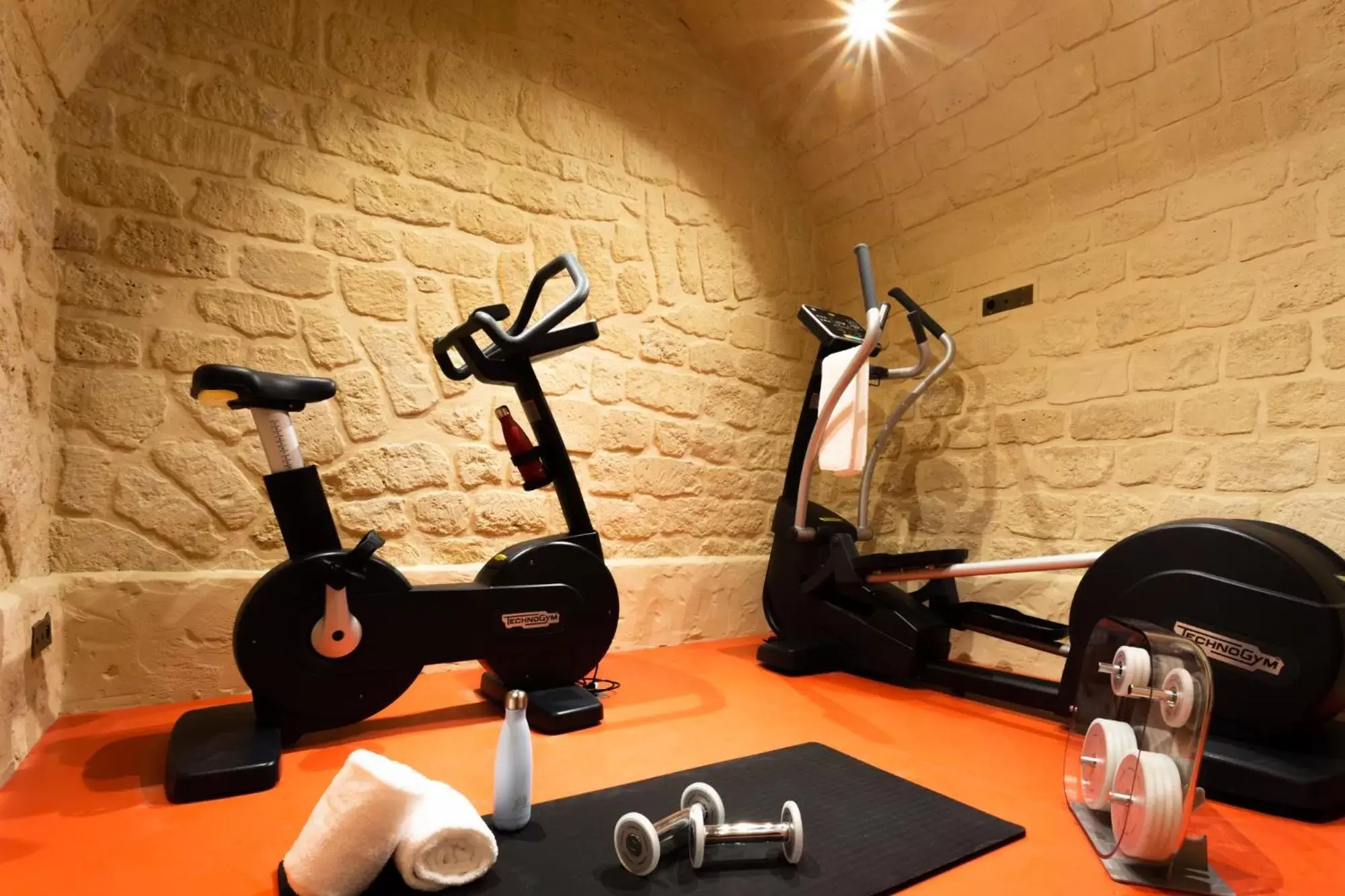 Fitness centre/facilities, Fitness Center/Facilities in Bonsoir Madame