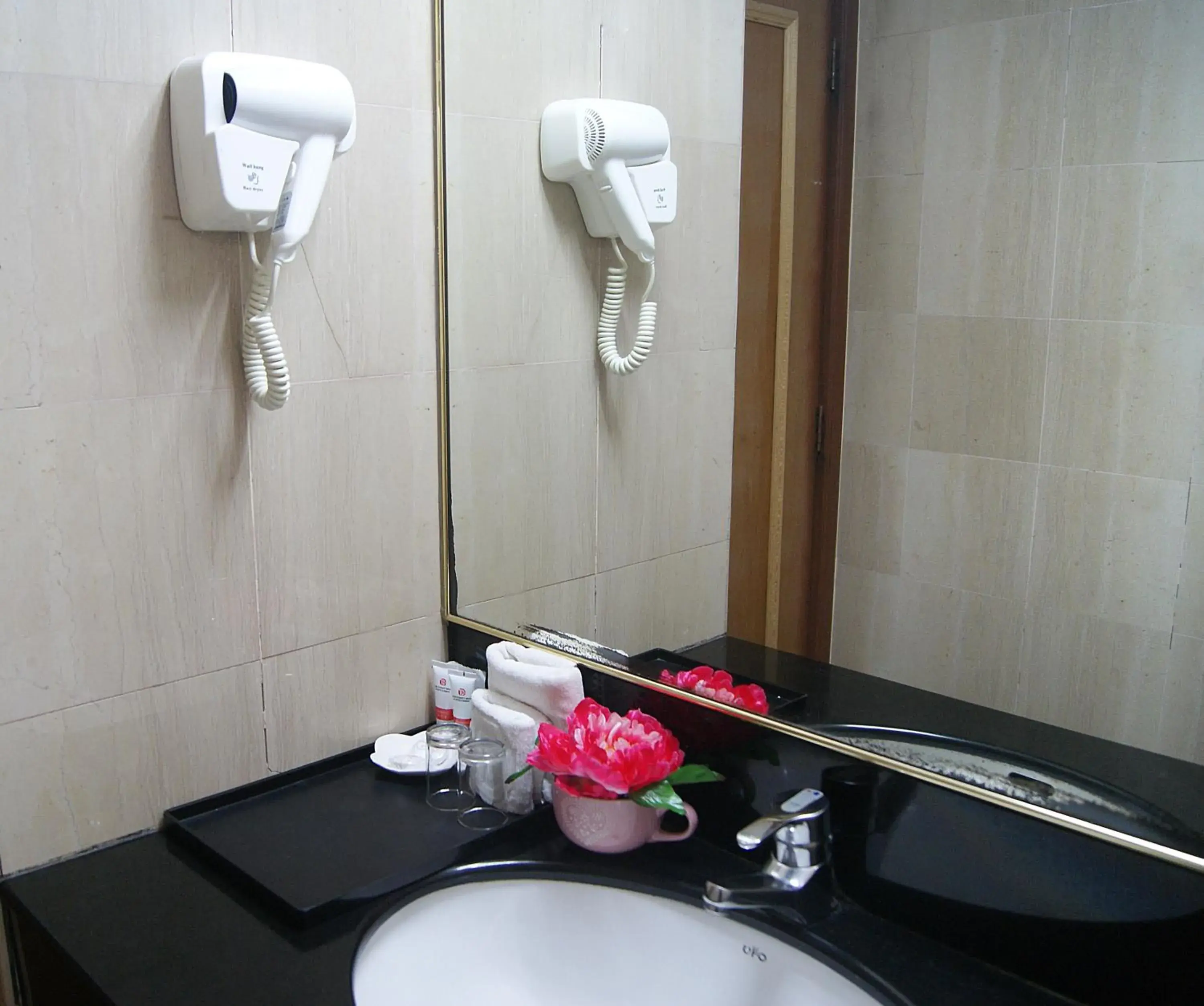 Bathroom in Tang Dynasty Hotel