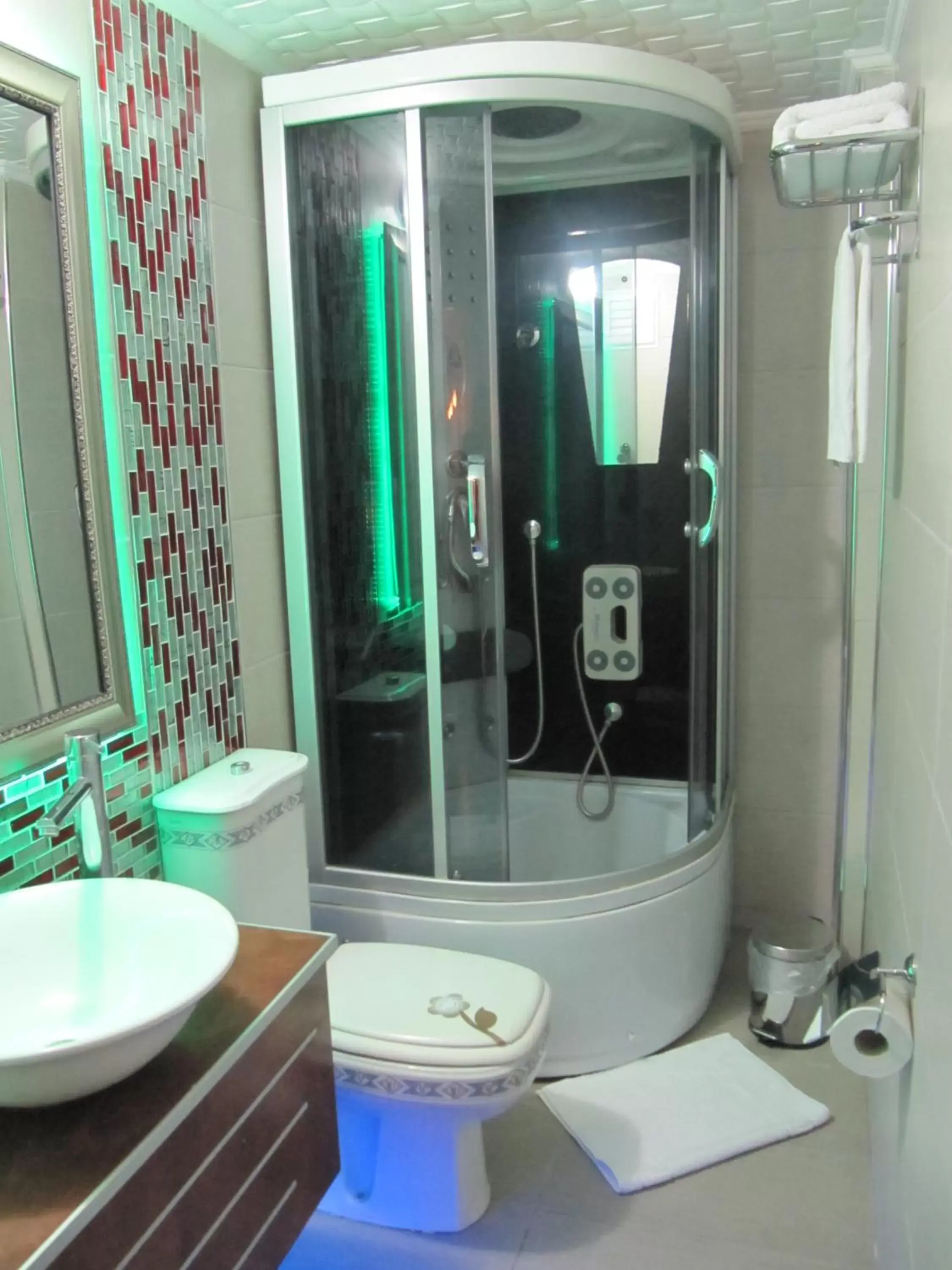 Bathroom in Ayvazali Hotel
