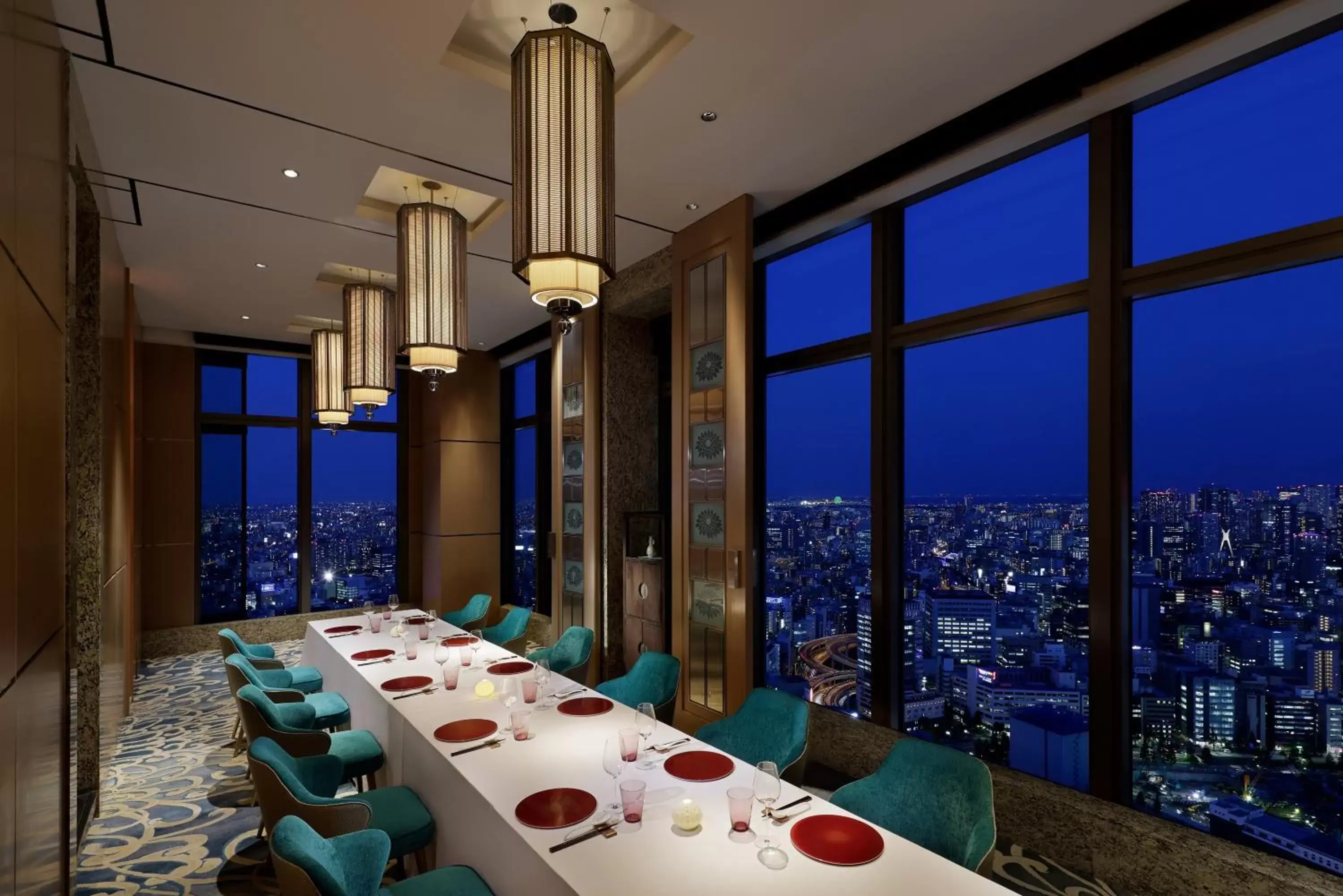 Restaurant/places to eat in Mandarin Oriental, Tokyo
