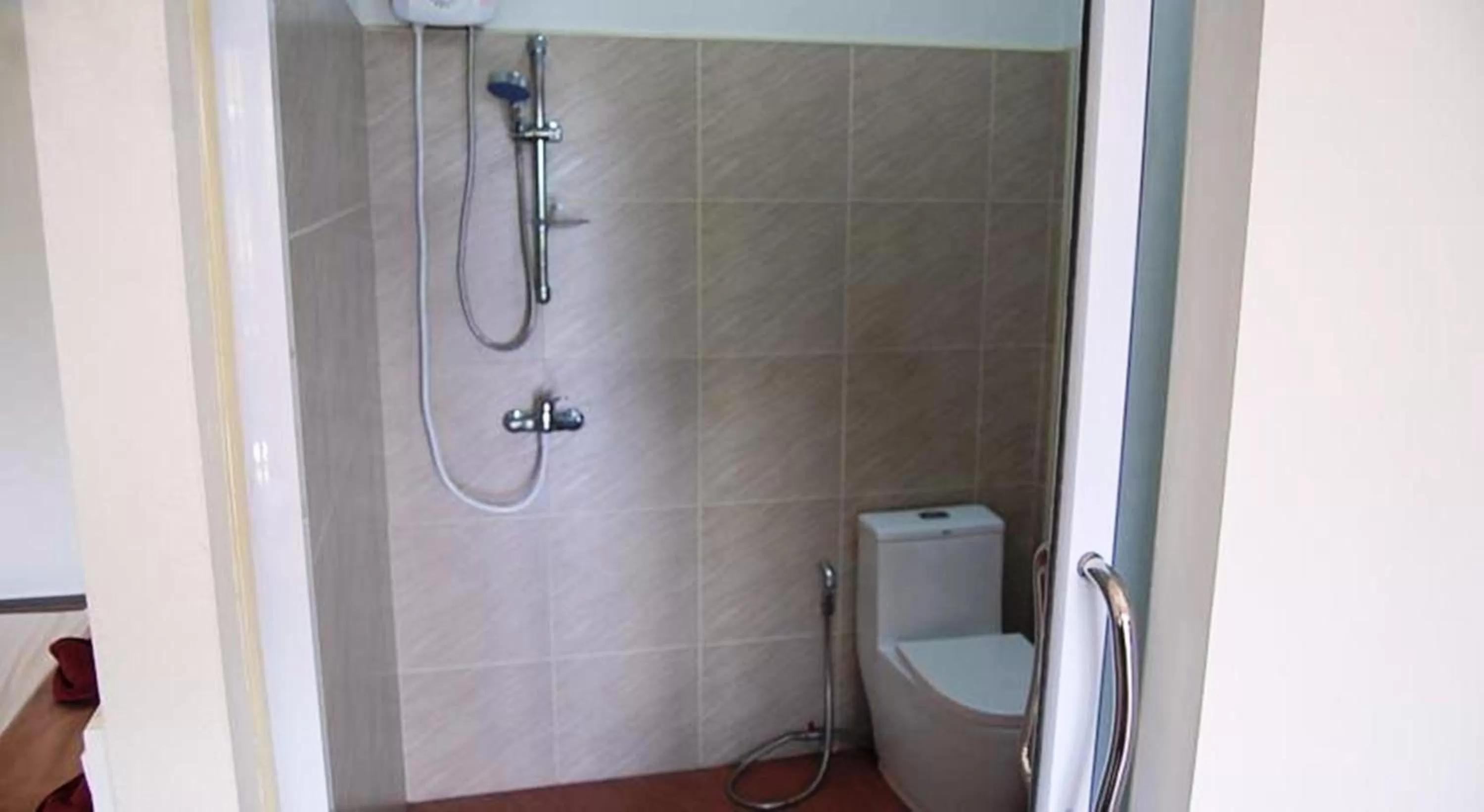 Bathroom in Khao Sok Hill Top Resort