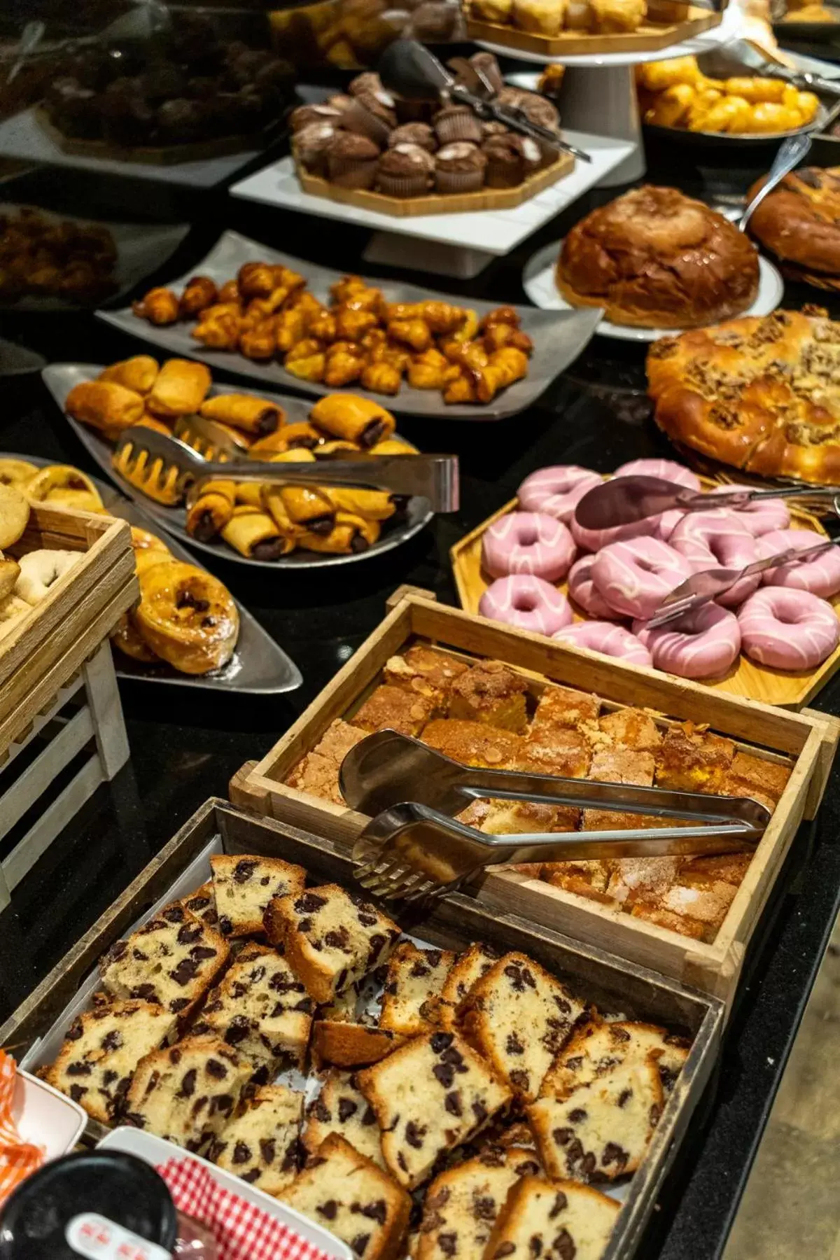 Continental breakfast in Parador de El Saler