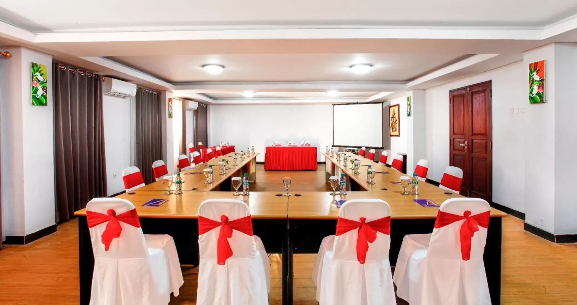 Meeting/conference room in Puri Saron Hotel Baruna Beach Lovina