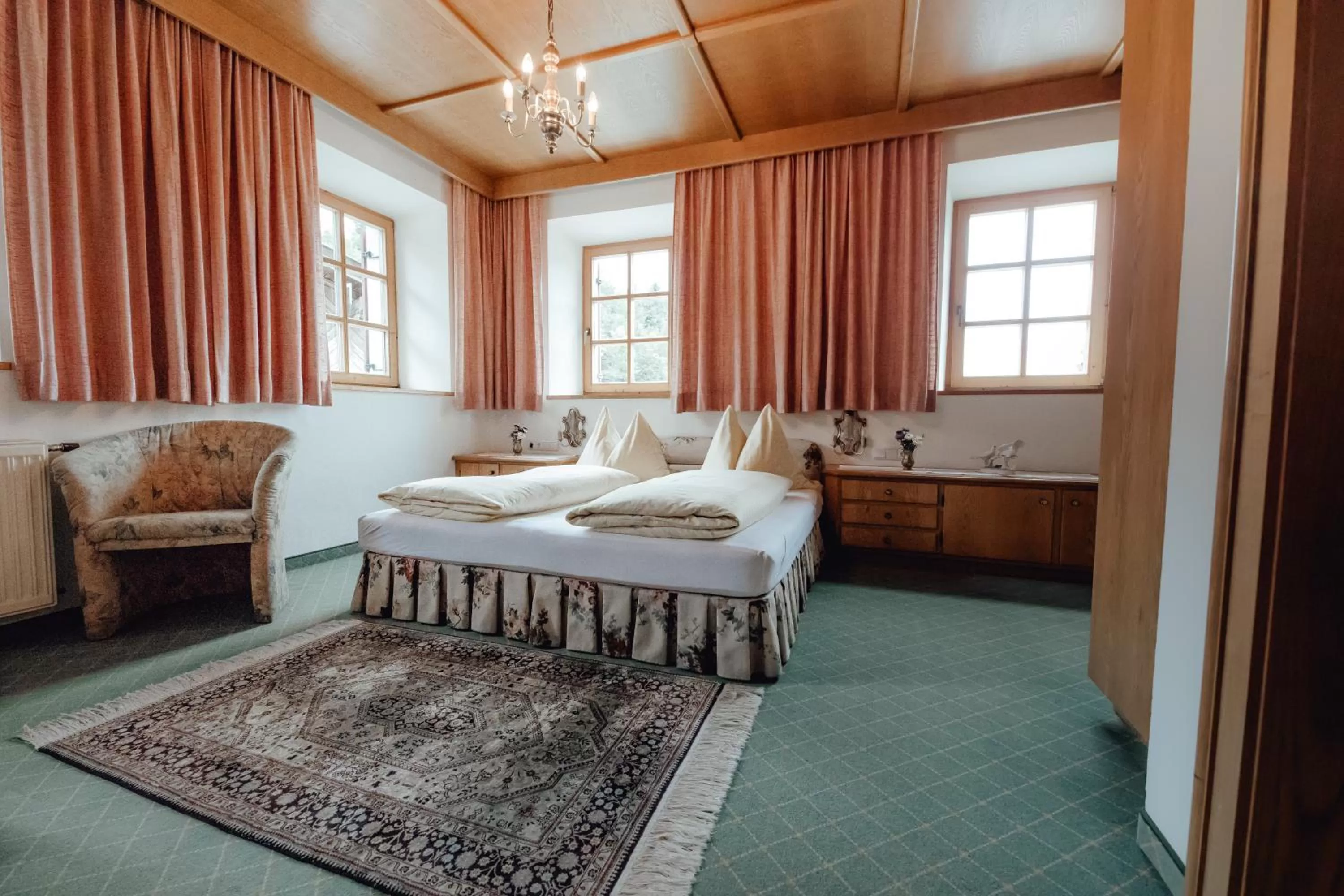 Bed in Zimmer & Ferienwohnungen Dandler