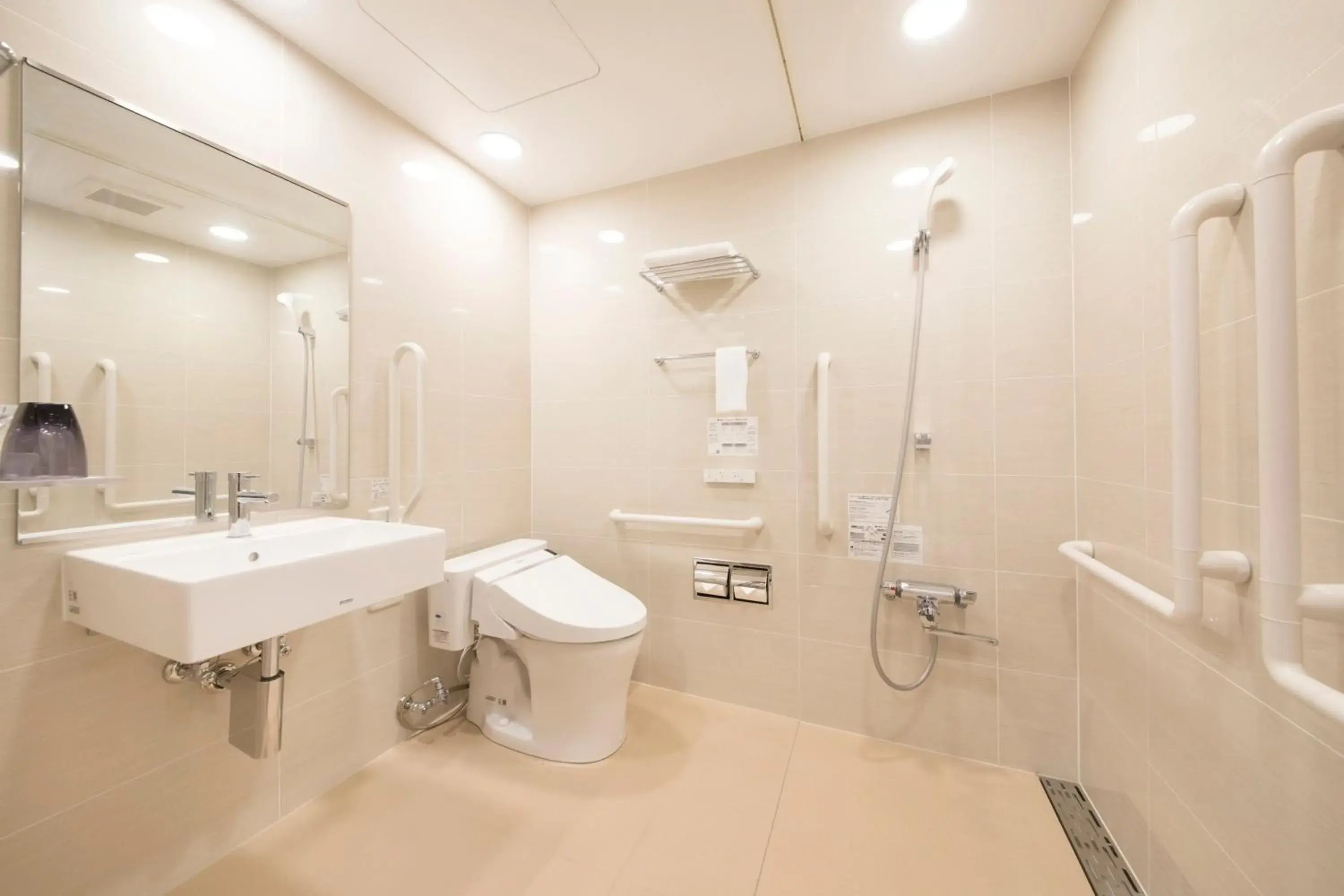 Shower, Bathroom in The Hedistar Hotel Kyoto Nijo