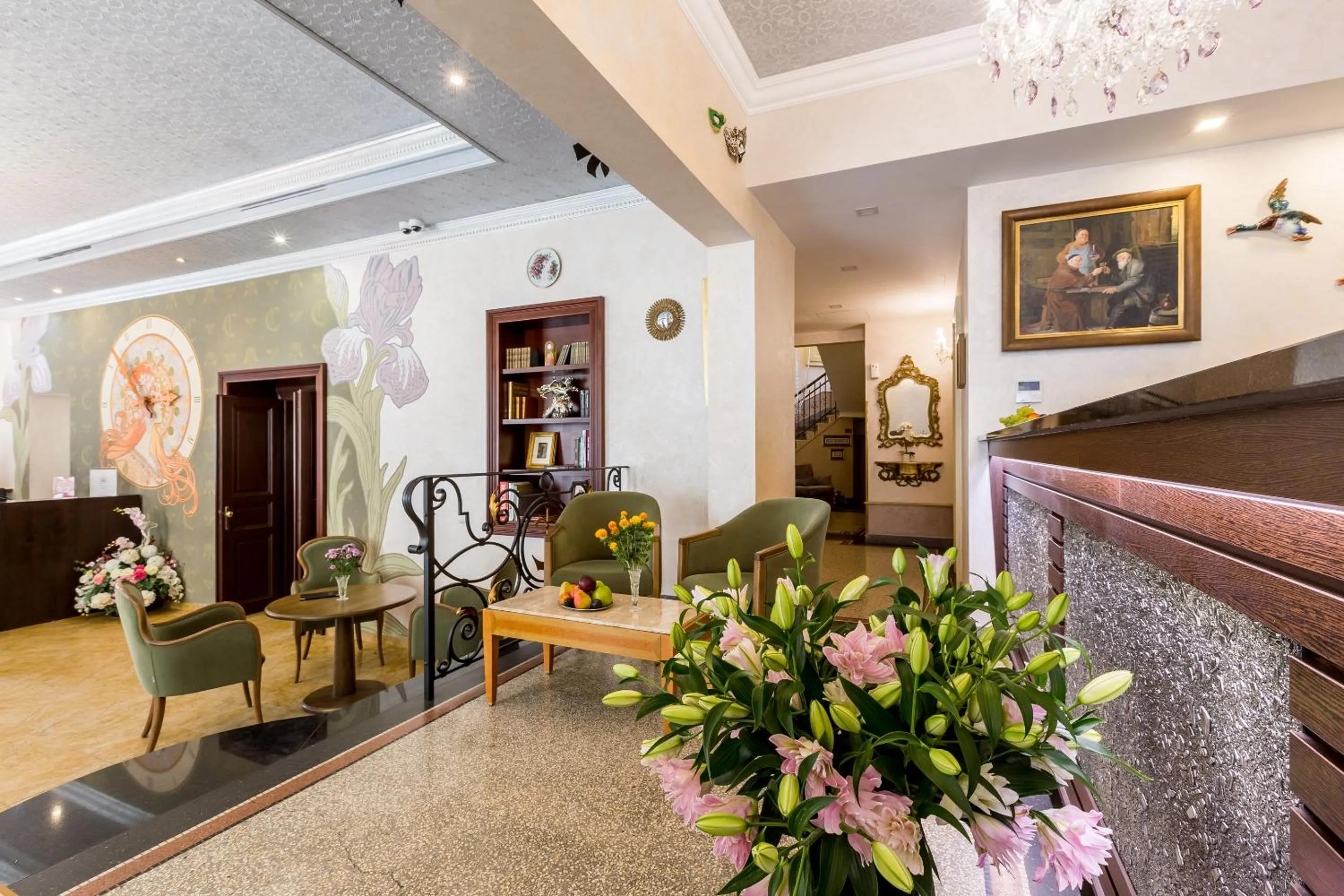 Lobby or reception in Hotel Caruso Old Town