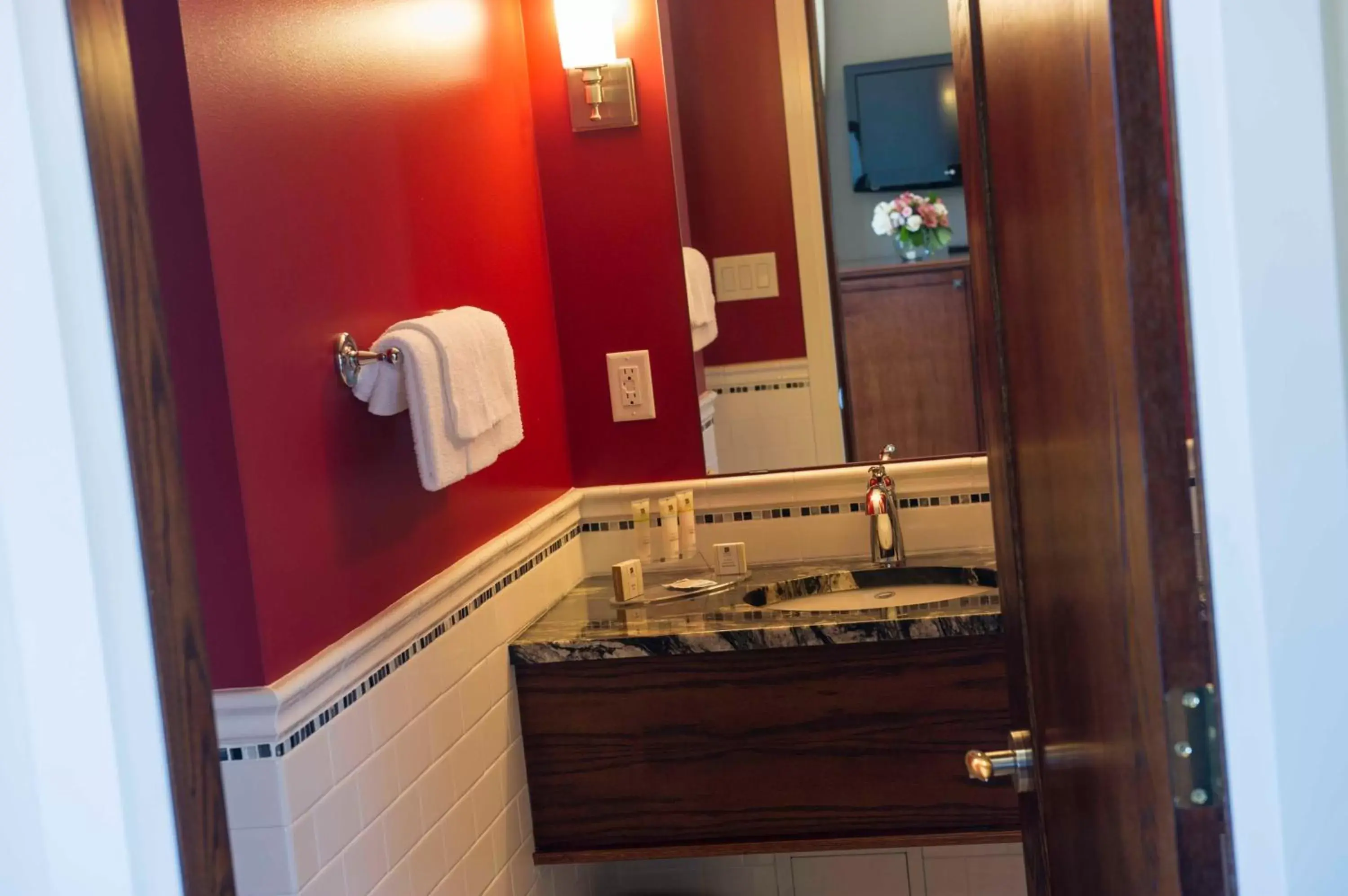 Bathroom in Hume Hotel & Spa