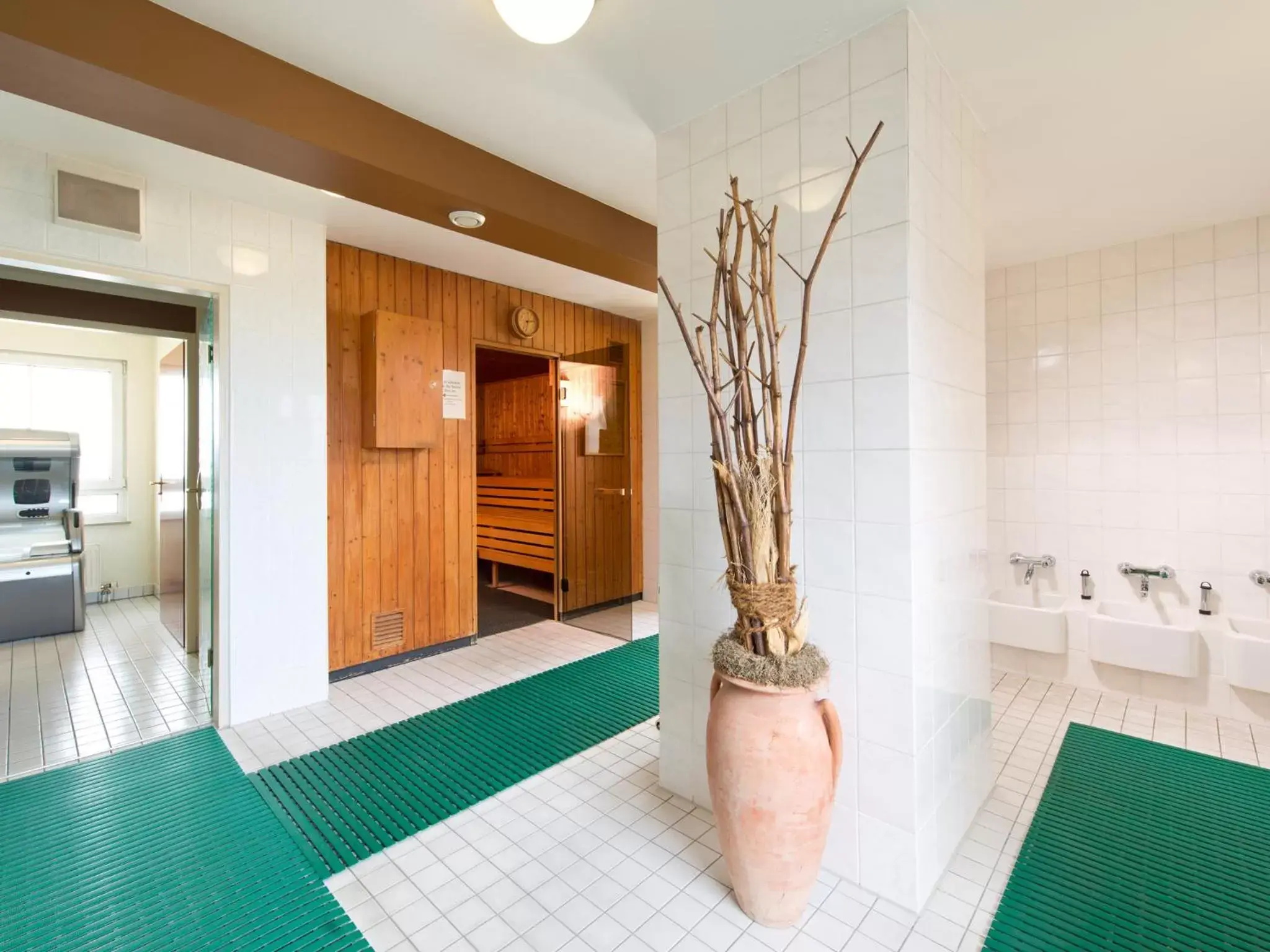 Spa and wellness centre/facilities in ACHAT Hotel Schwarzheide Lausitz Spa and wellness centre/facilities in ACHAT Hotel Schwarzheide Lausitz