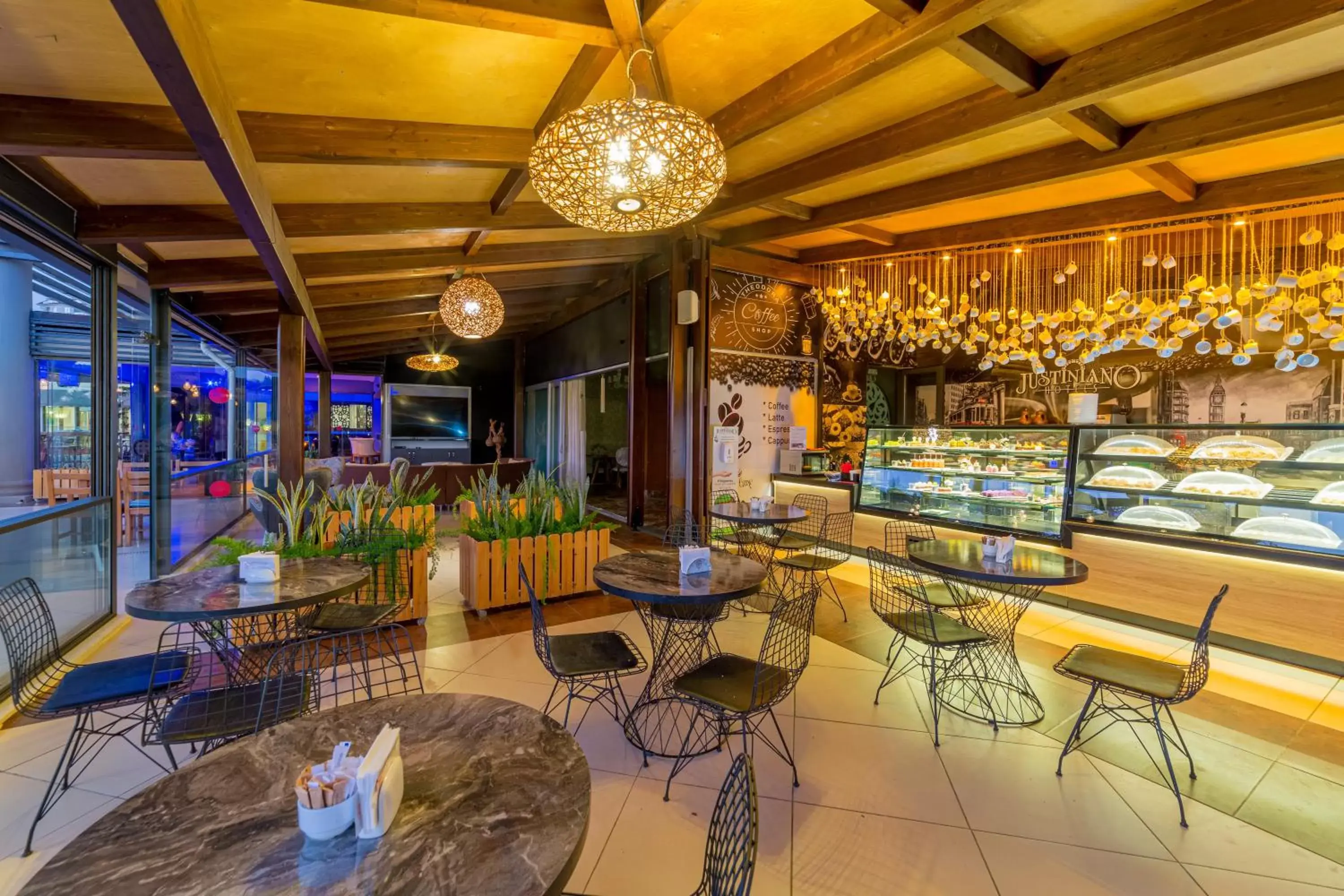 Lounge or bar, Lounge/Bar in Justiniano Deluxe Resort