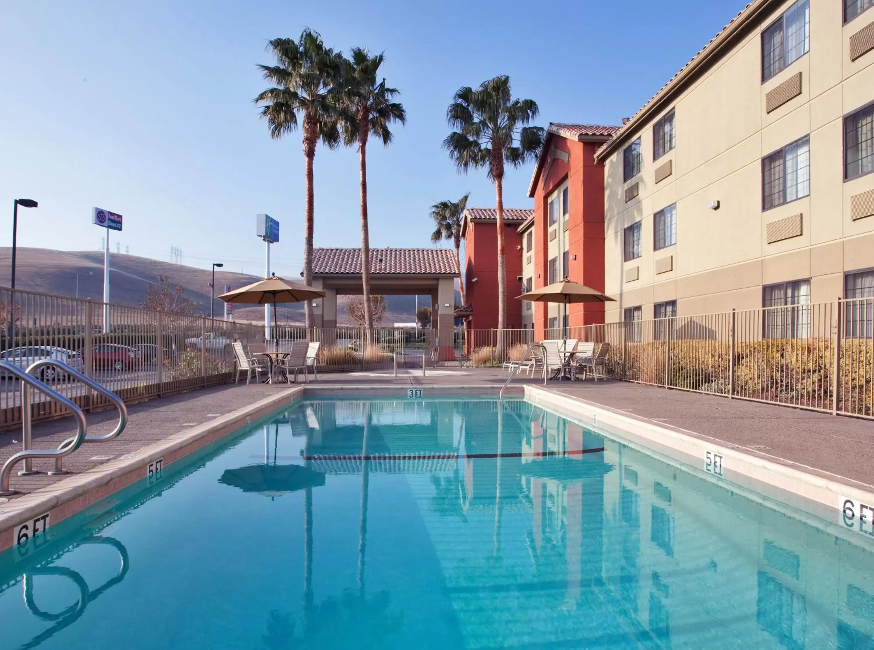 Swimming Pool in Holiday Inn Express Westley, an IHG Hotel