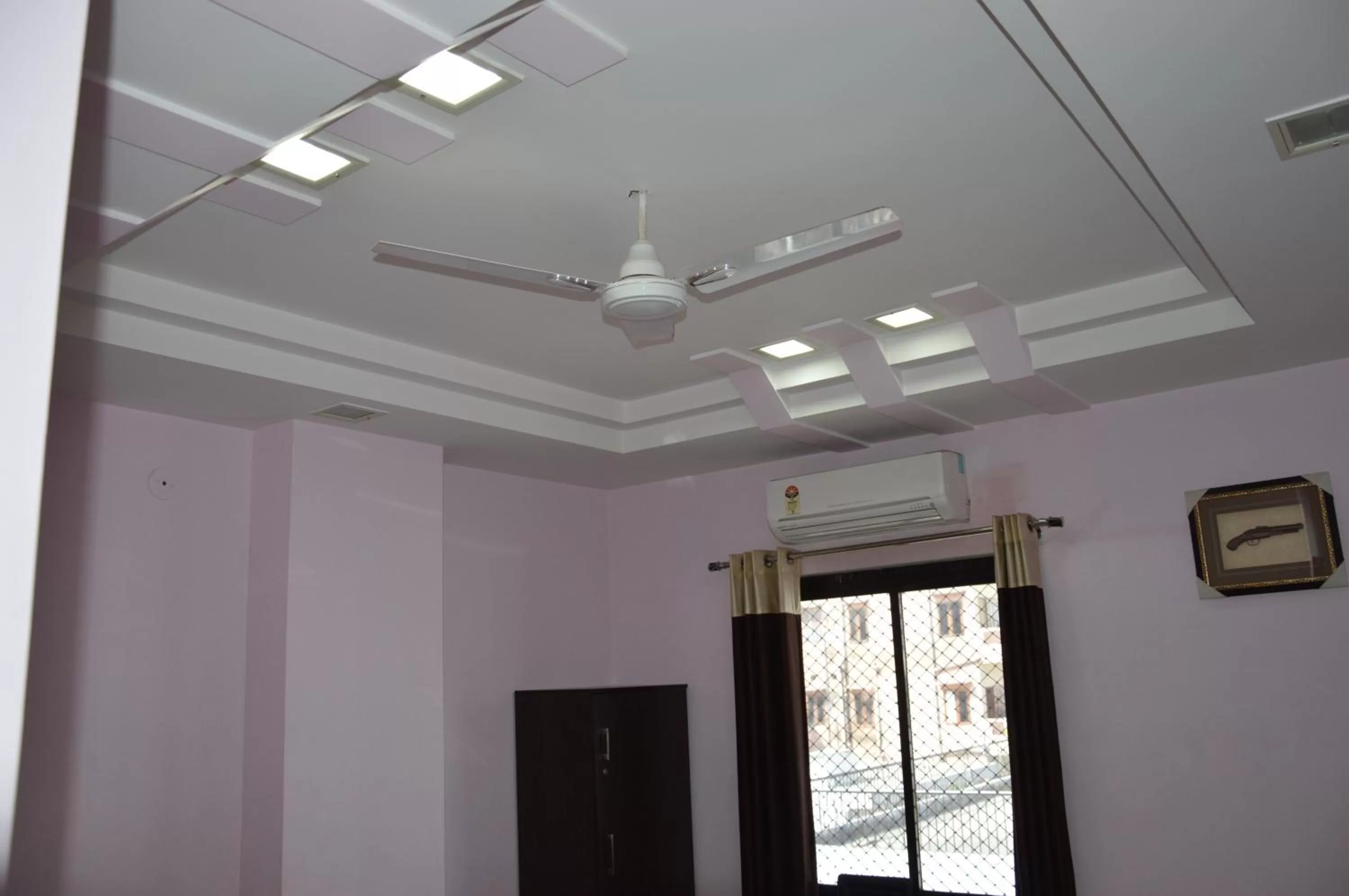 Deluxe Double Room in Hotel Galaxy Inn