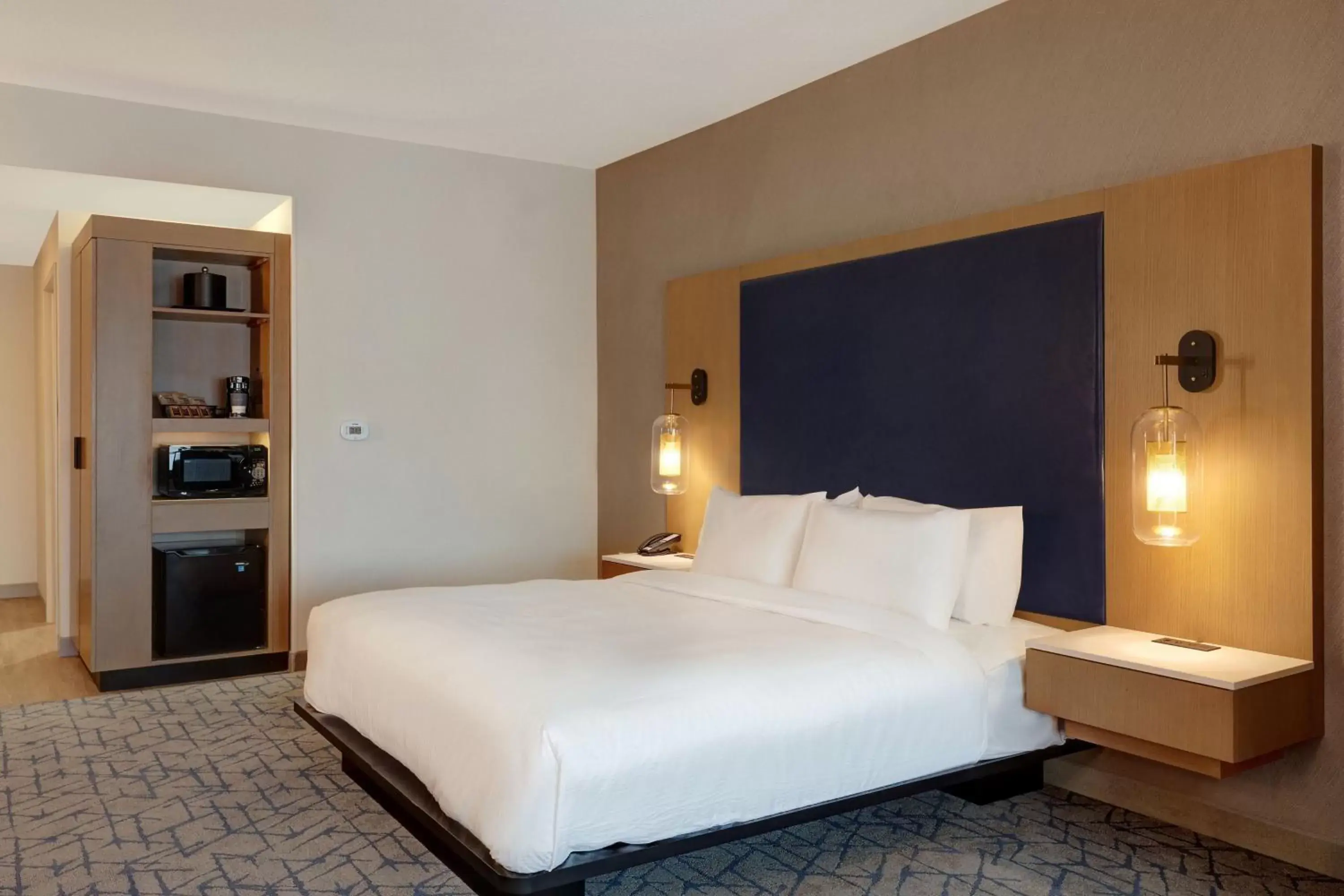 Photo of the whole room, Bed in Fairfield by Marriott Inn & Suites Minneapolis Downtown