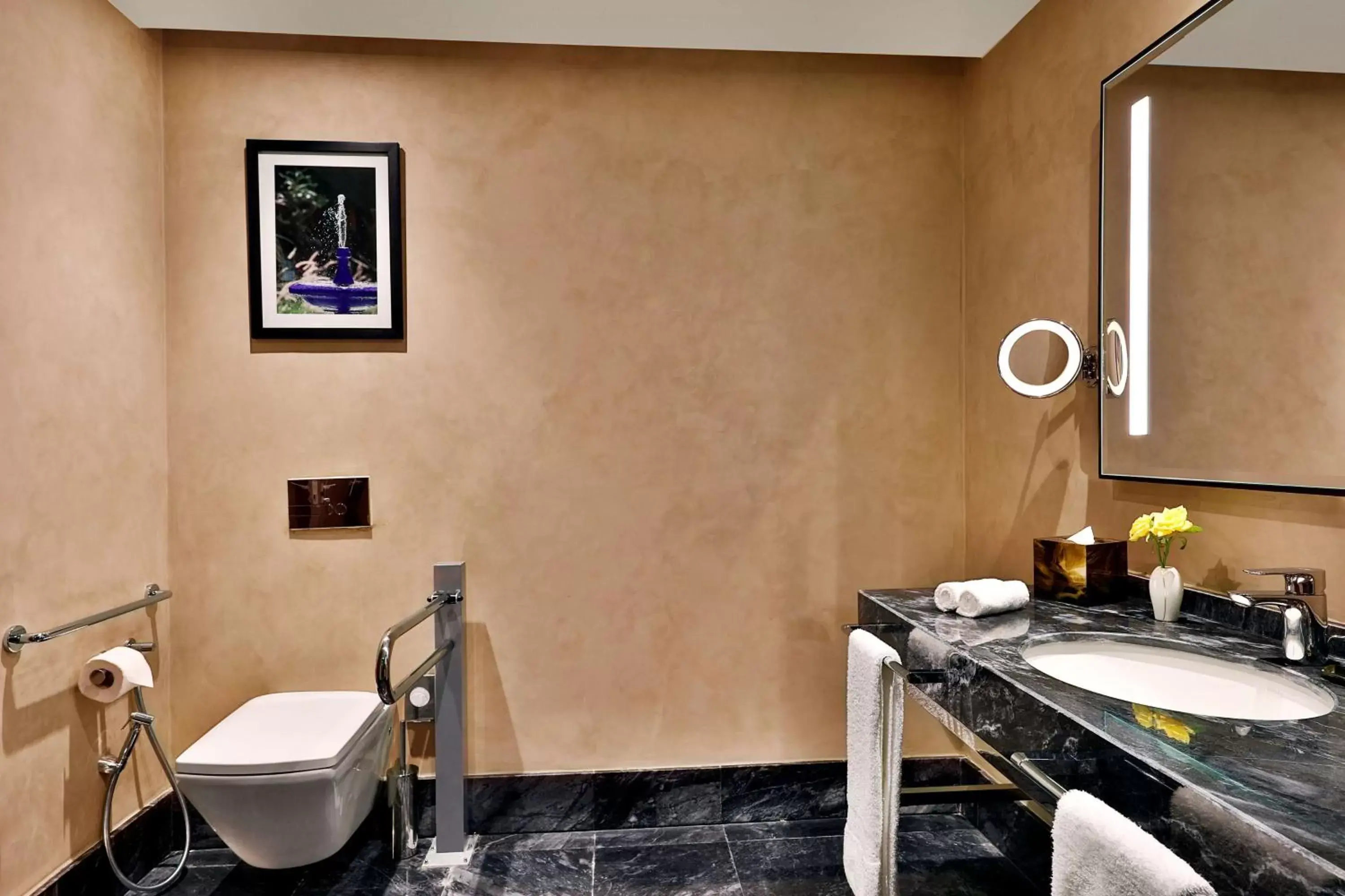 Bathroom, Restaurant/Places to Eat in Hilton Tanger City Center Hotel & Residences