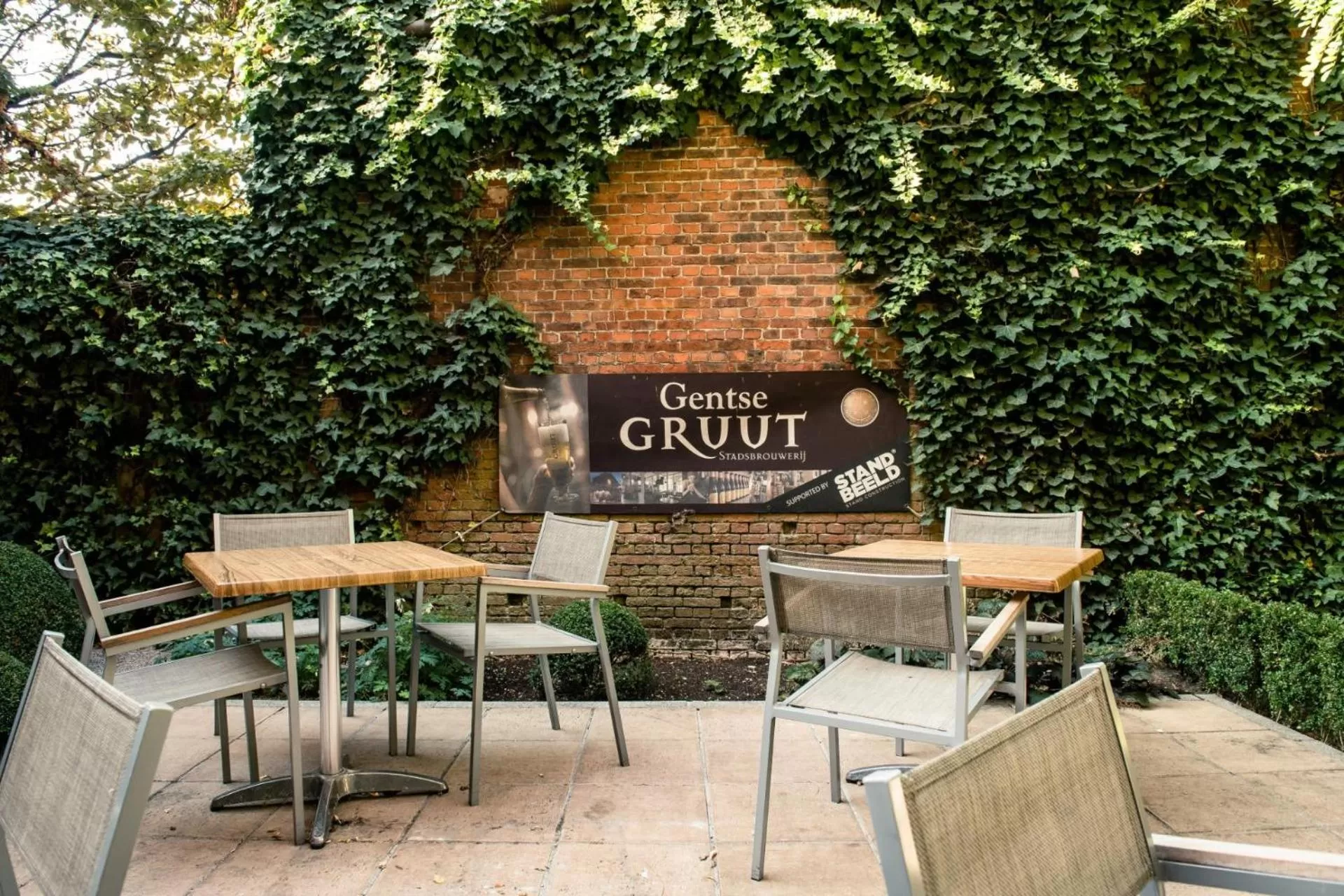 Garden in Castelnou Aparthotel