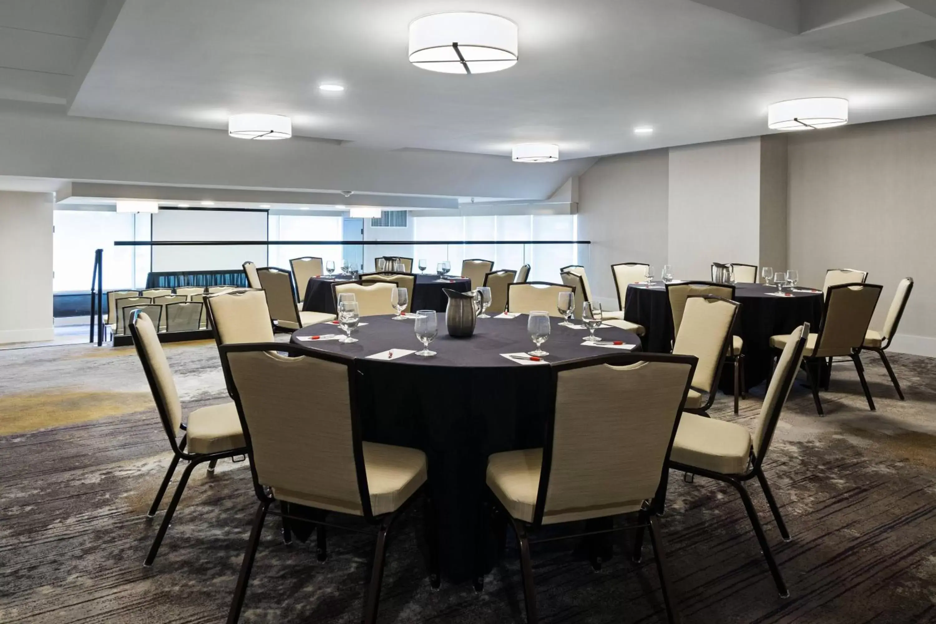 Meeting/conference room, Restaurant/Places to Eat in Baton Rouge Marriott