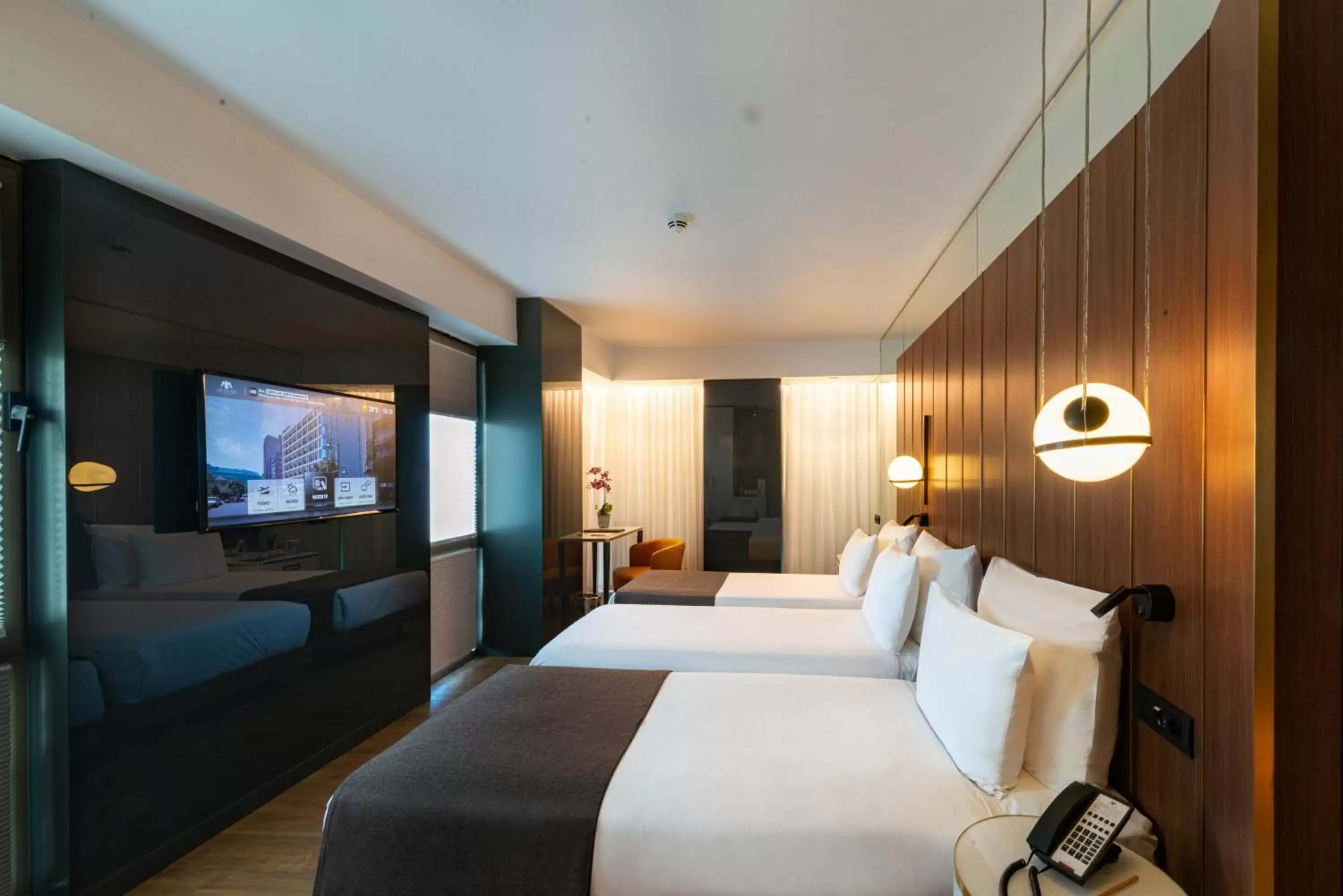 Photo of the whole room, Bed in The Craton Hotel Sisli