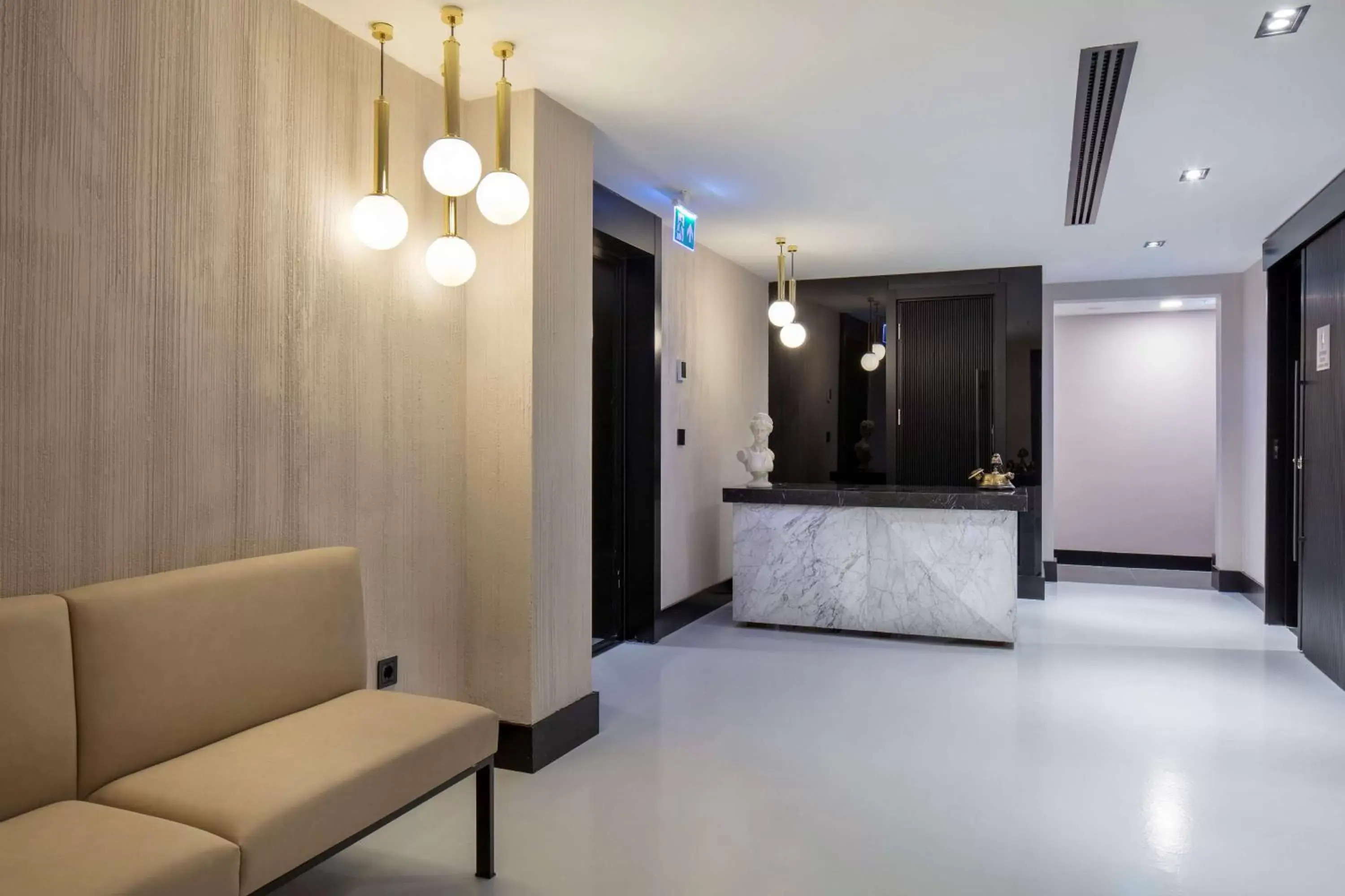 Spa and wellness centre/facilities, Lobby/Reception in Radisson Hotel Izmir Aliaga