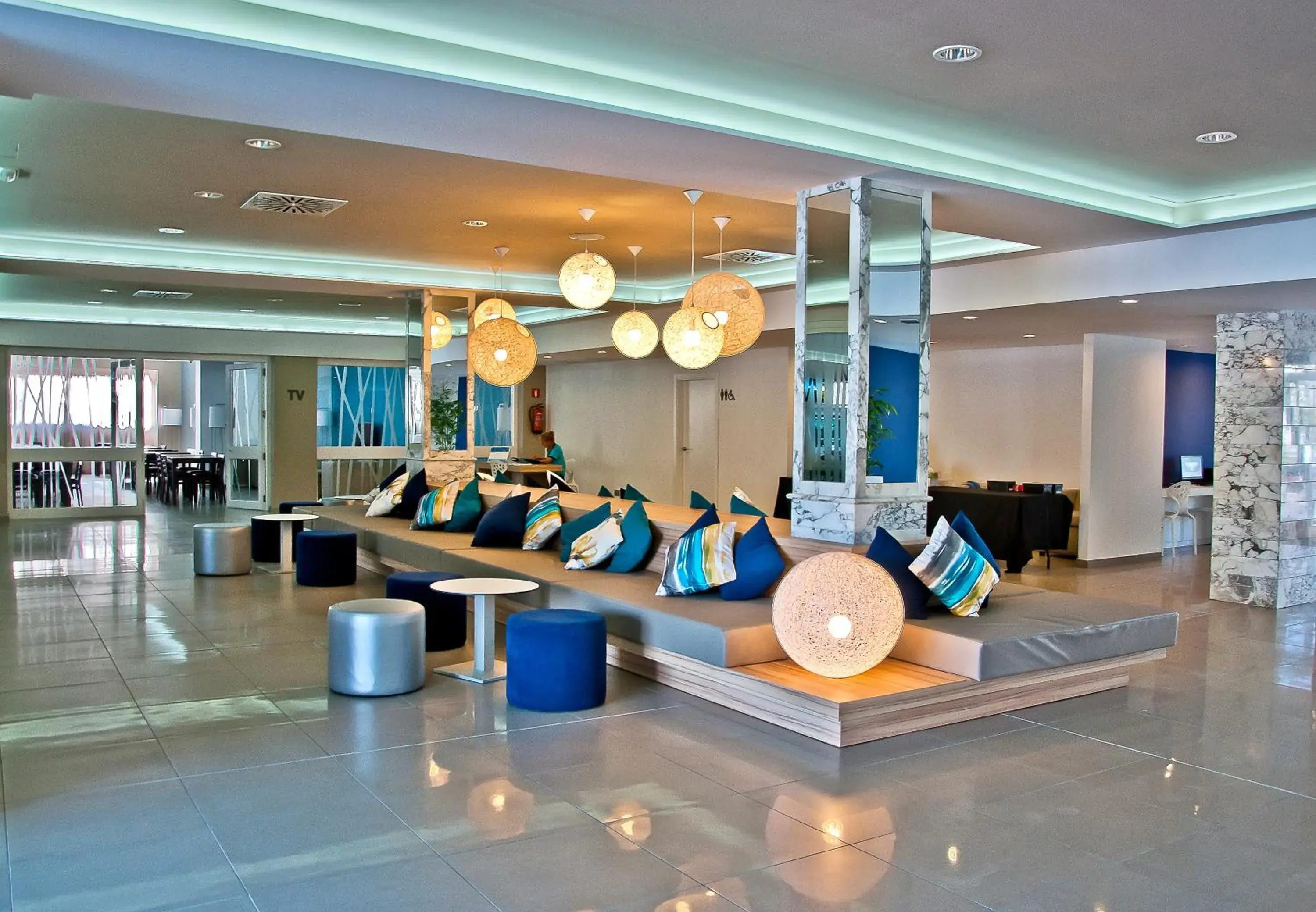 Lobby or reception in BQ Delfín Azul Hotel