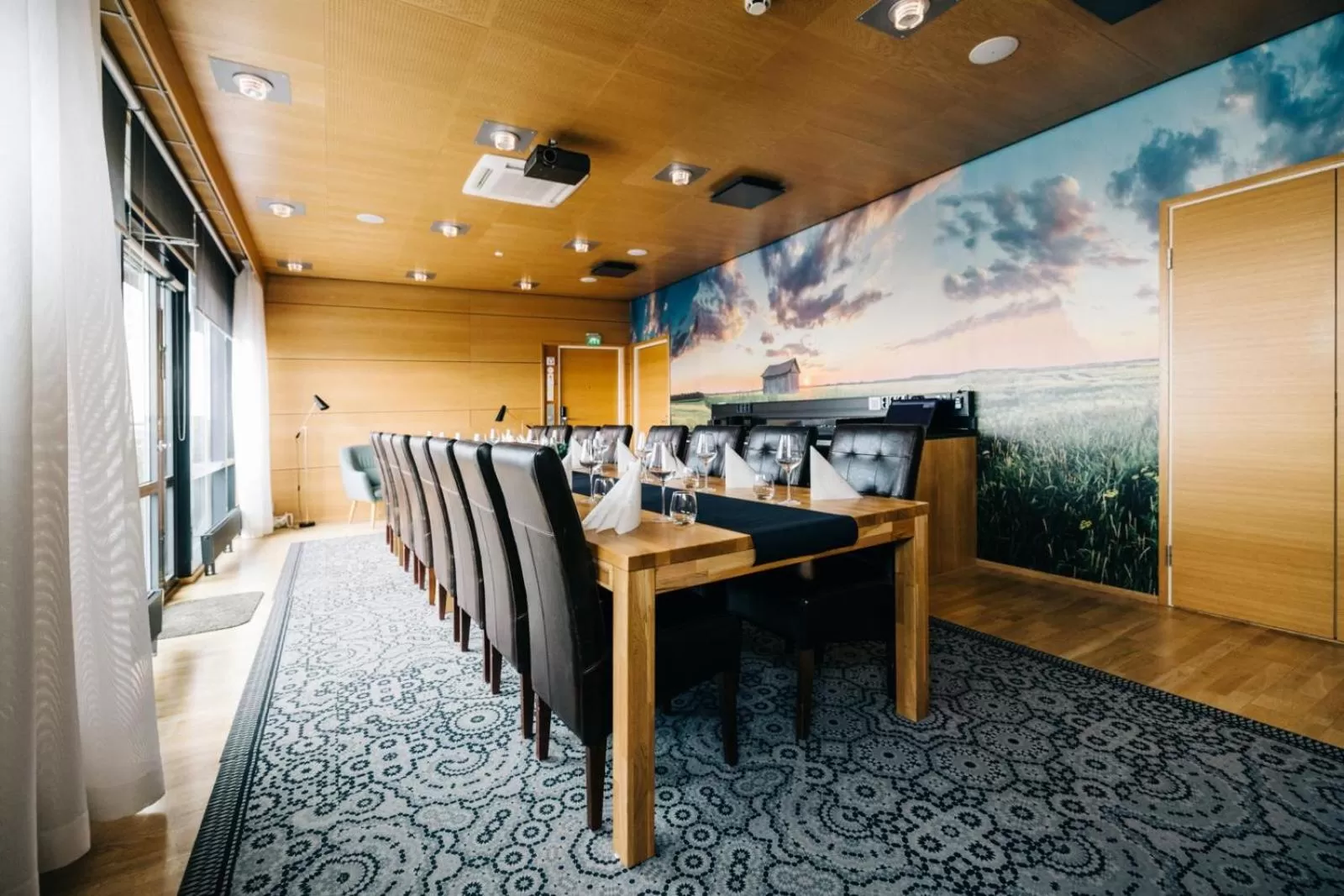 Meeting/conference room in Original Sokos Hotel Lakeus Seinäjoki