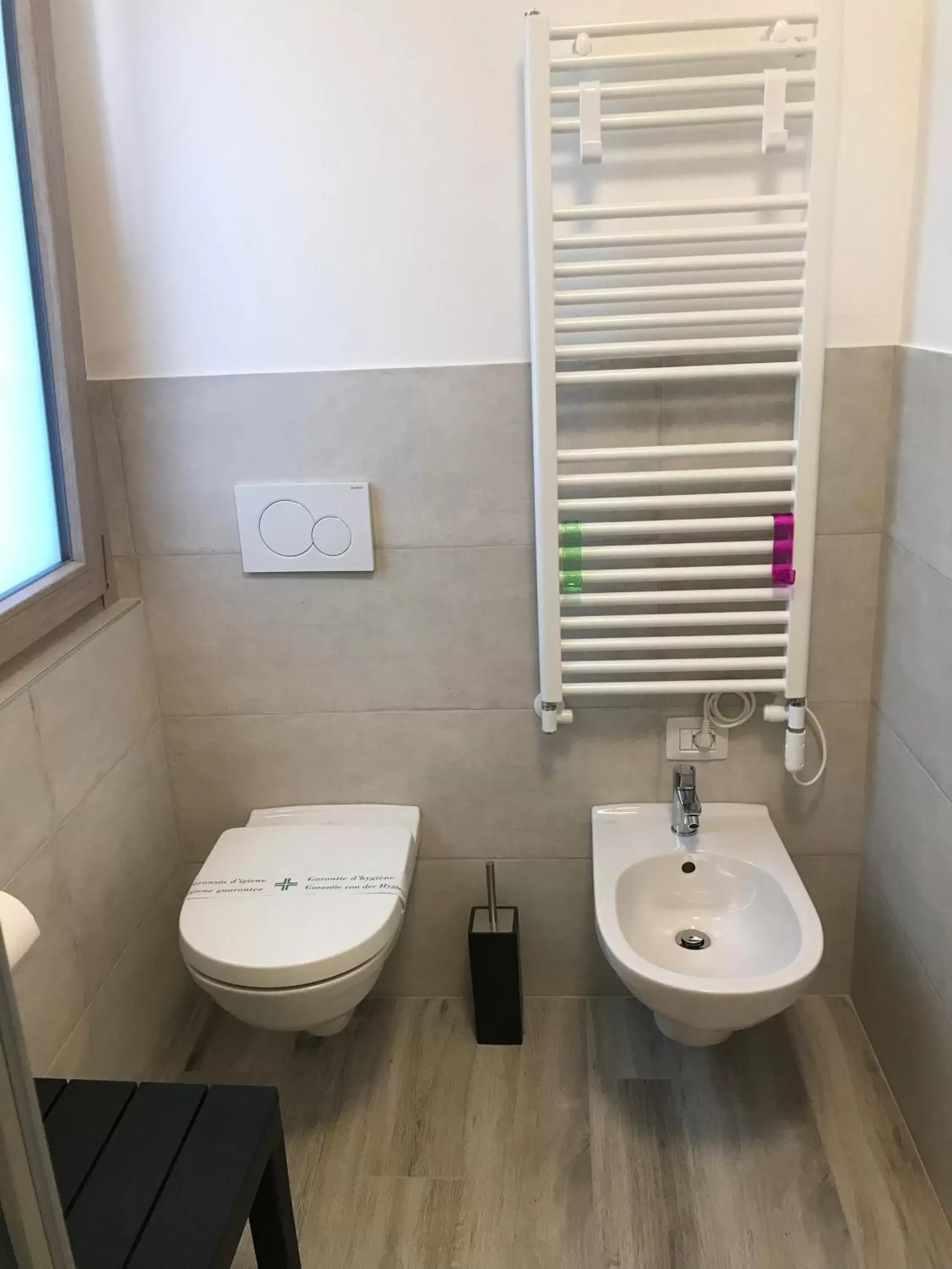 Toilet, Bathroom in Il Sole e la Luna B&B in Garda