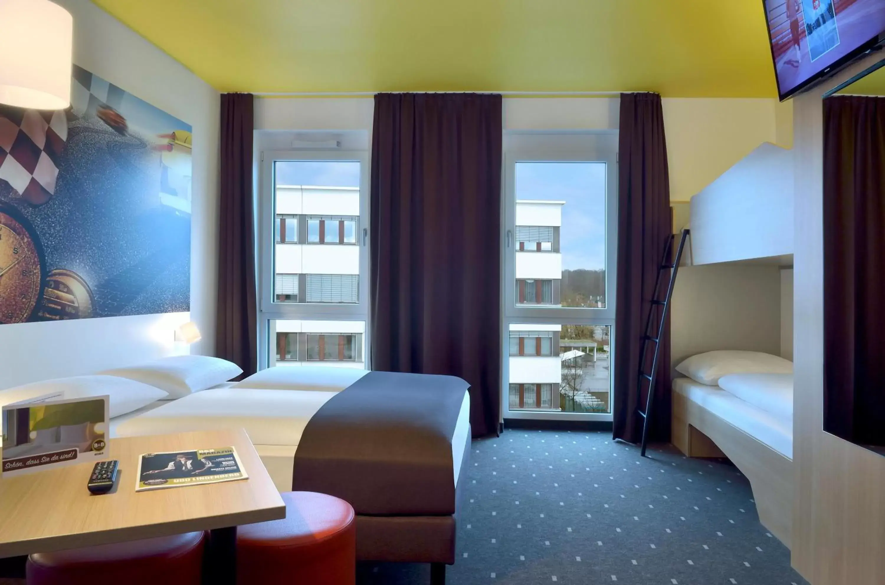 Photo of the whole room in B&B Hotel Stuttgart-Zuffenhausen