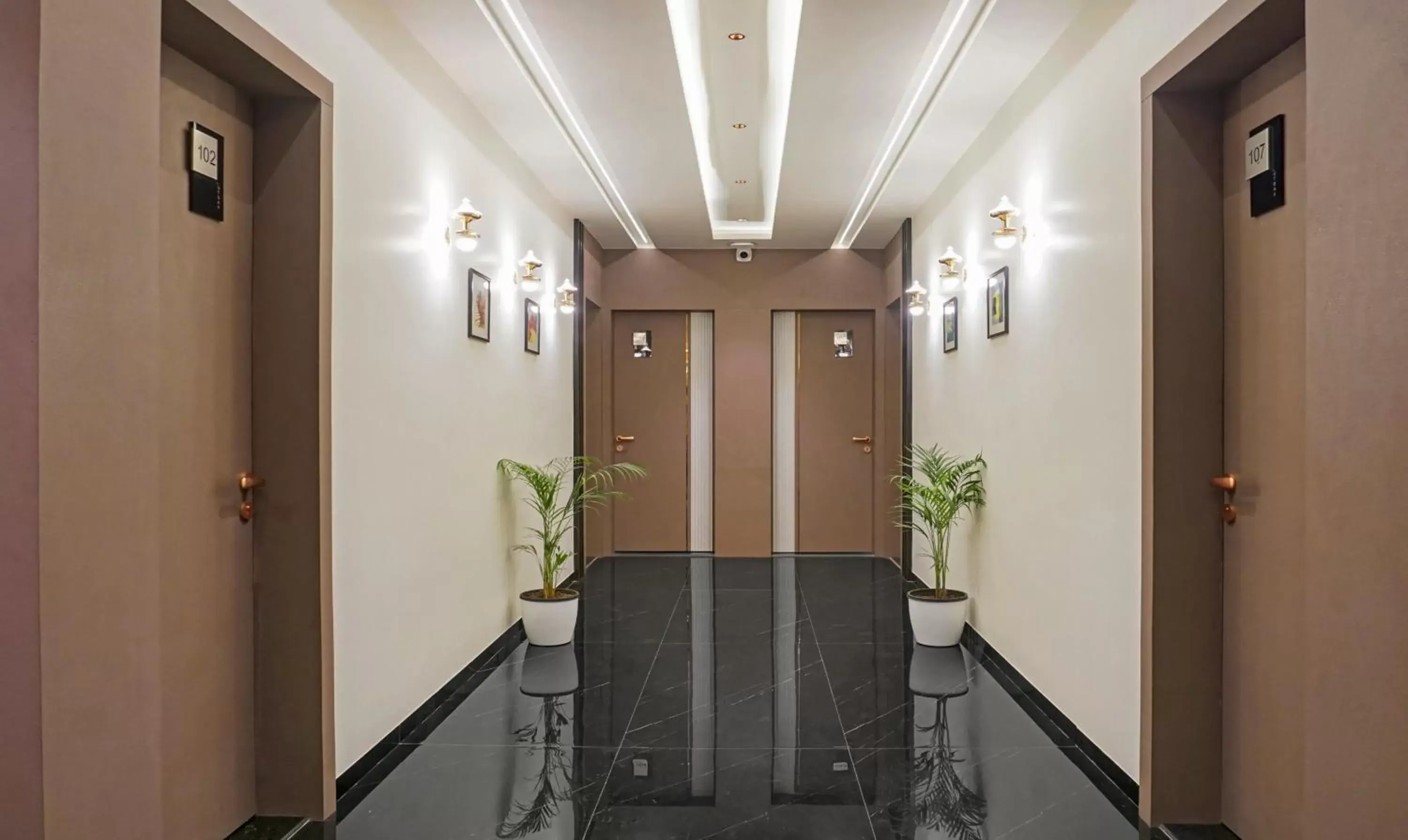 Lobby or reception in Treebo The Utsav, Nashik Lobby or reception in Treebo The Utsav, Nashik