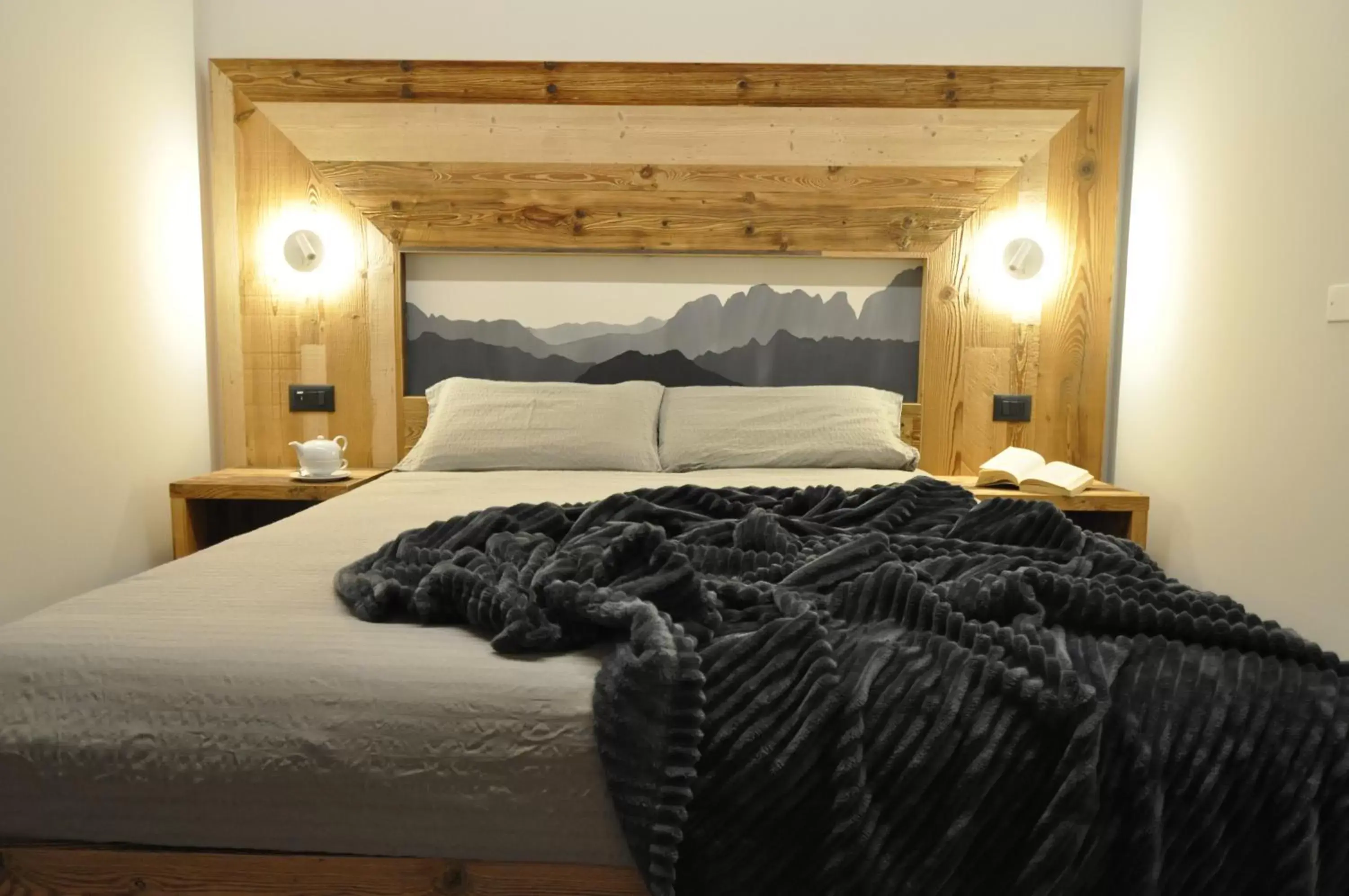 Bed in Albergo Alpino