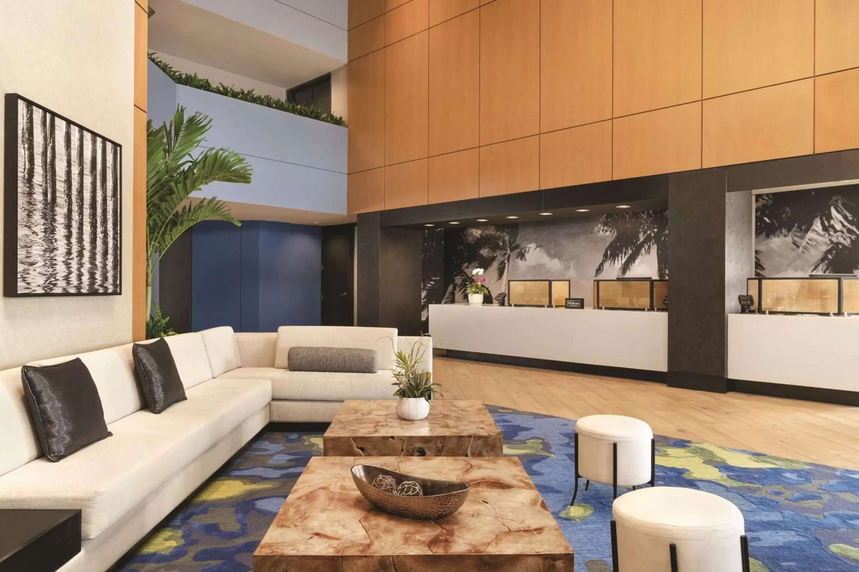 Lobby or reception in DoubleTree by Hilton Tampa Rocky Point Waterfront Lobby or reception in DoubleTree by Hilton Tampa Rocky Point Waterfront